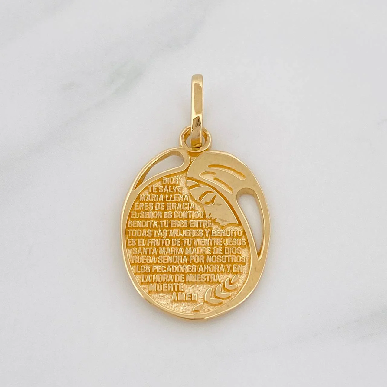 Dije Virgen Maria 1.95g / 2.05cm Oro Amarillo 18K