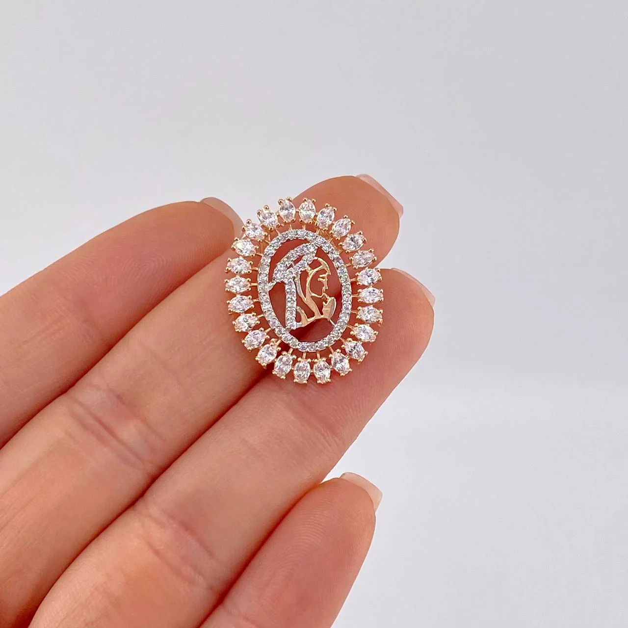 Dije Virgen Maria 2.8 g / 2.4 cm Oro Rosa 18K - Image 5