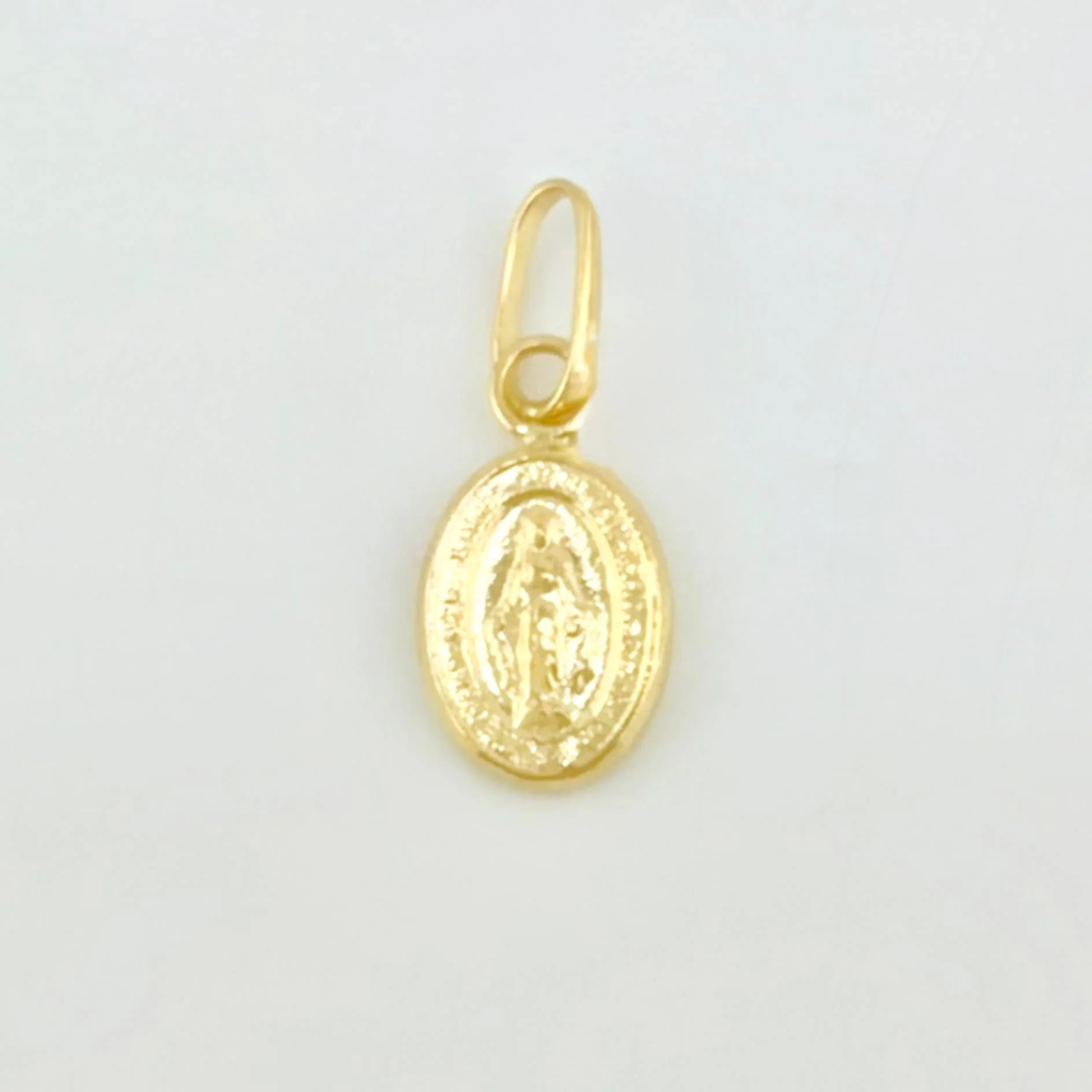 Dije Virgen Milagrosa 0.2gr / 1.5cm / Oro Amarillo 18K - Image 2