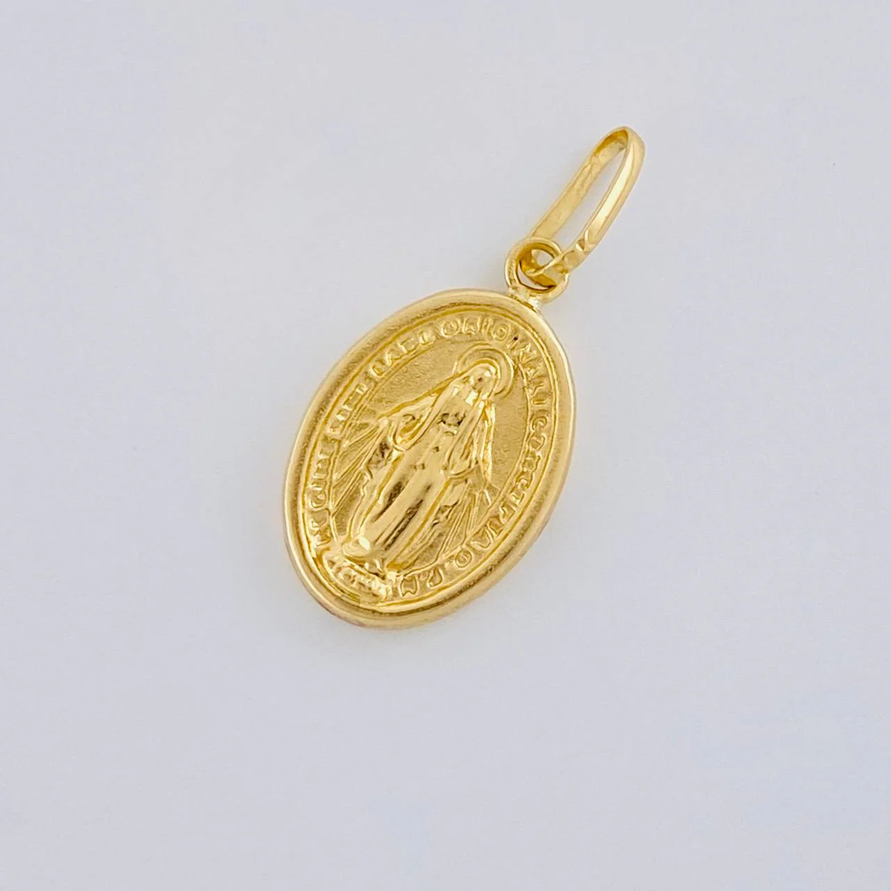 Dije Virgen Milagrosa 0.65 g / 2.2 cm Oro Amarillo 18K - Image 4