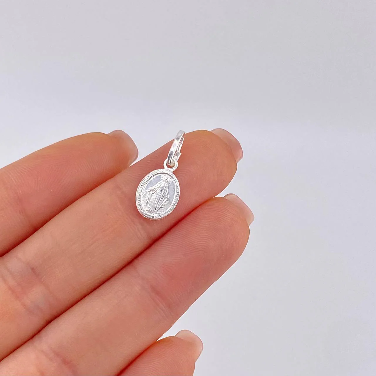 Dije Virgen Milagrosa 0.85 g / 1.8 cm Plata 925 - Image 5