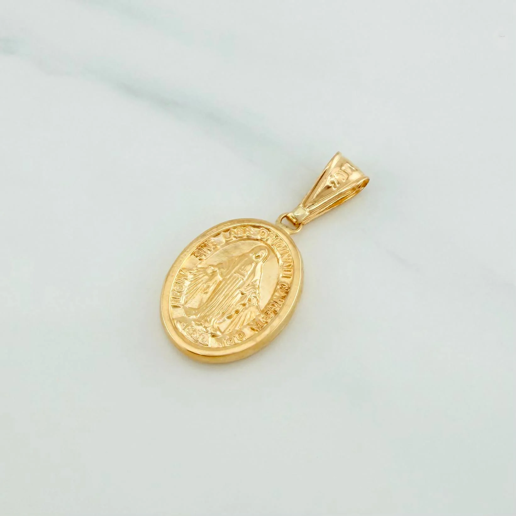 Dije Virgen Milagrosa 1.4 g / 3 cm Oro Amarillo 18K - Image 3