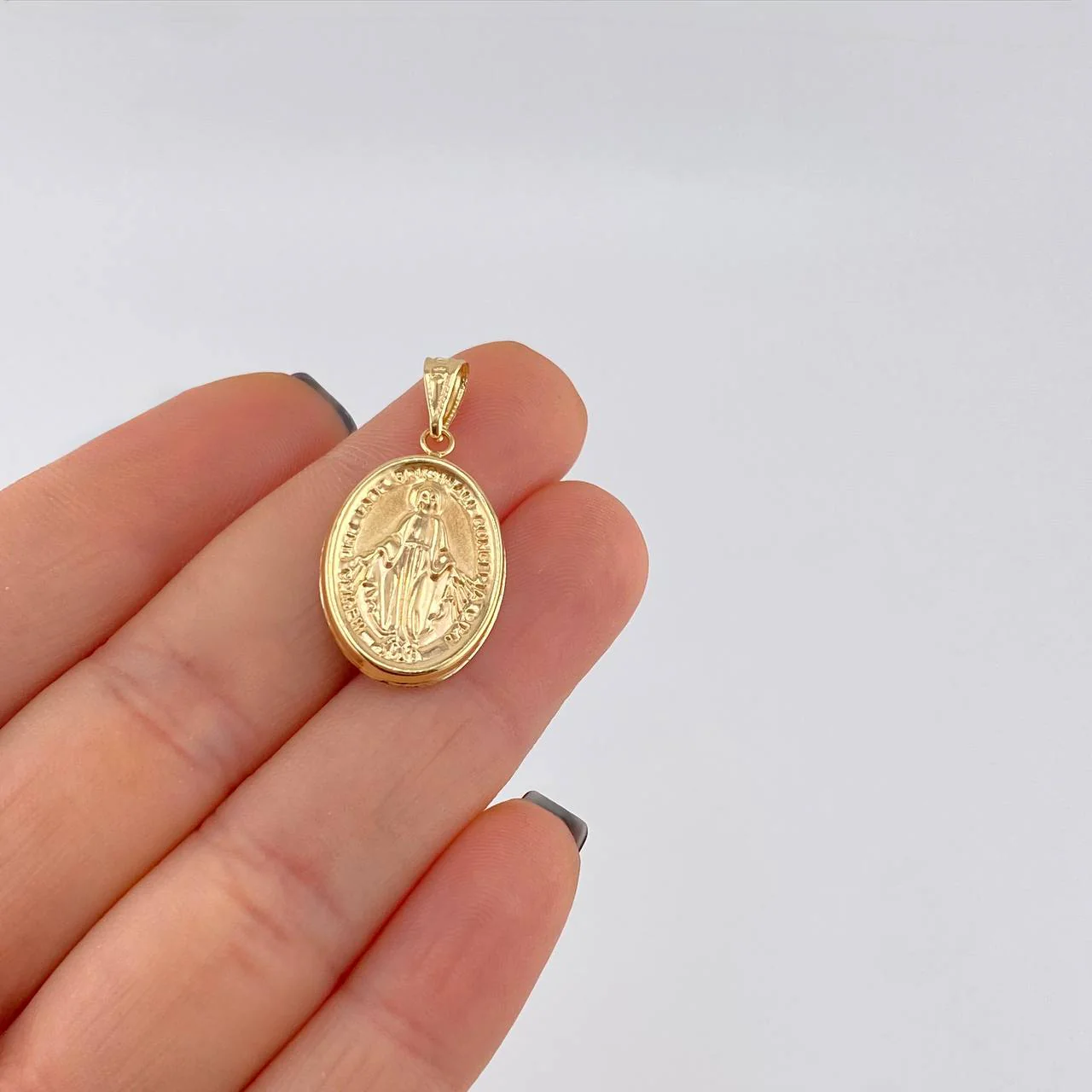 Dije Virgen Milagrosa 2.6 g / 1.9 cm Oro Amarillo 18K - Image 5