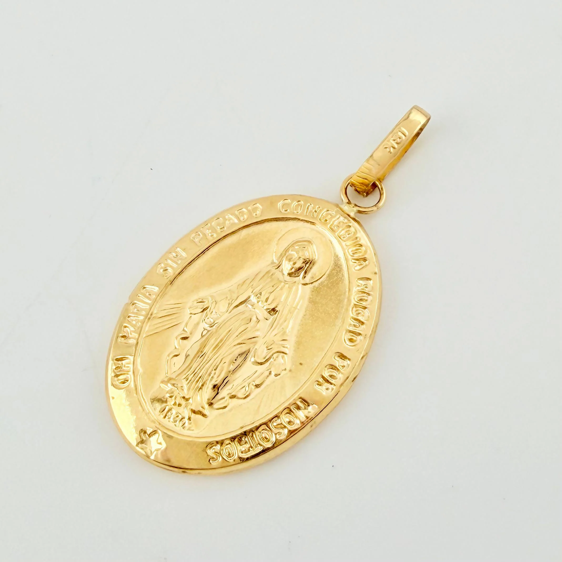 Dije Virgen Milagrosa 3.55gr / 4cm / Oro Amarillo 18K ©