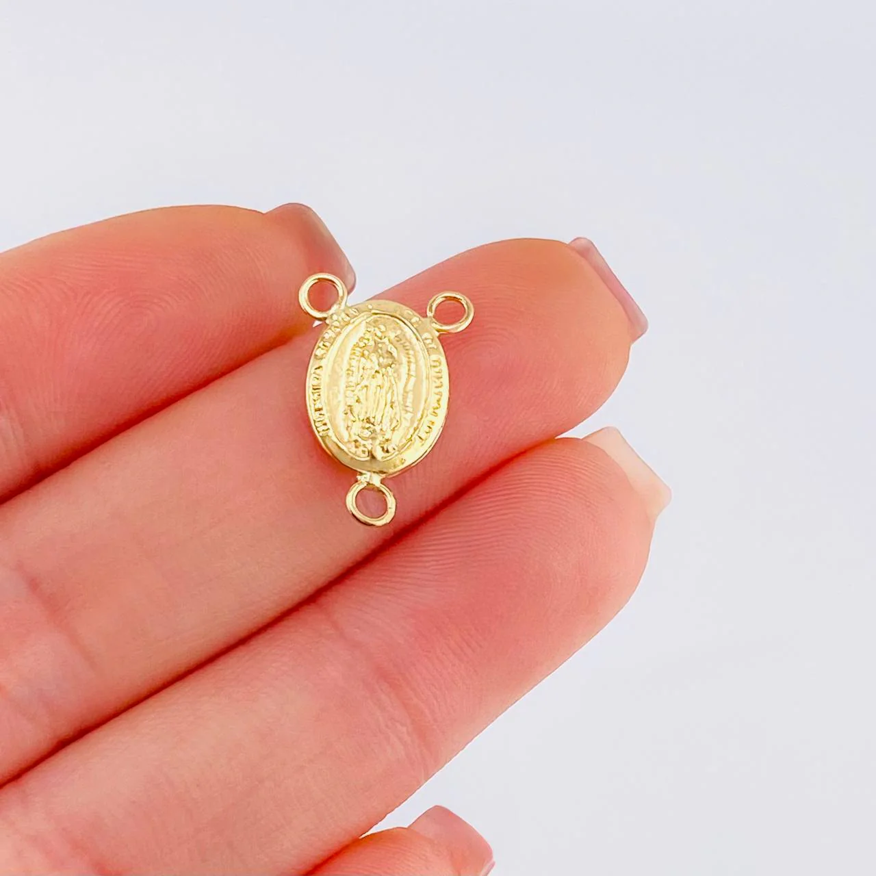 Herraje Crucero Virgen De Guadalupe 0.8 g / 1.8 cm Oro Amarillo 18K - Image 4