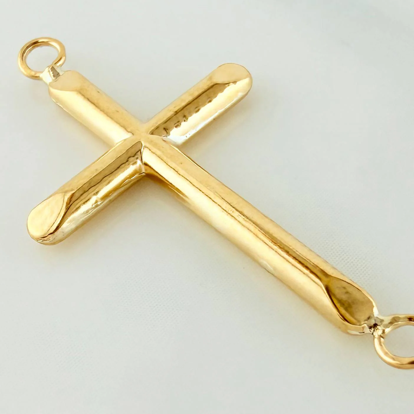 Herraje Cruz 0.85 g / 3 cm Oro Amarillo 18K - Image 3