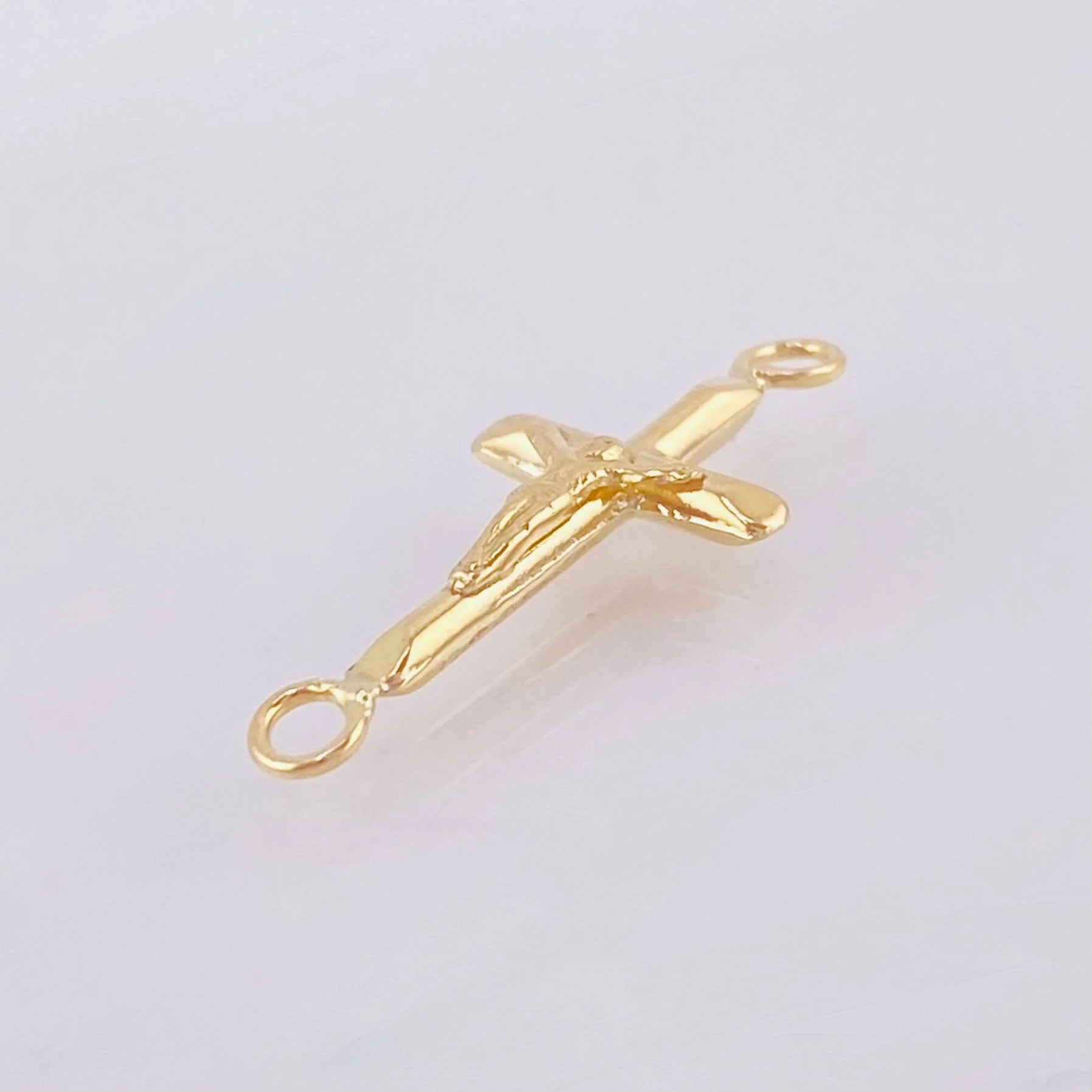 Herraje Cruz Cristo Puntas Planas 0.35gr / 2cm / Oro Amarillo 18K - Image 2