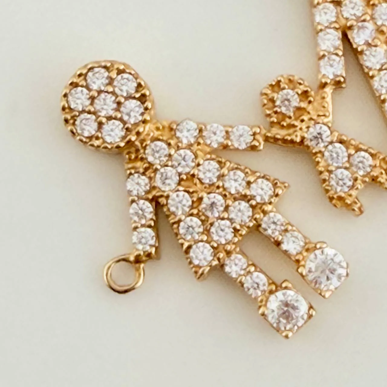 Herraje Familia De Tres 1.6gr / 2.2cm / Oro Amarillo 18K % - Image 2