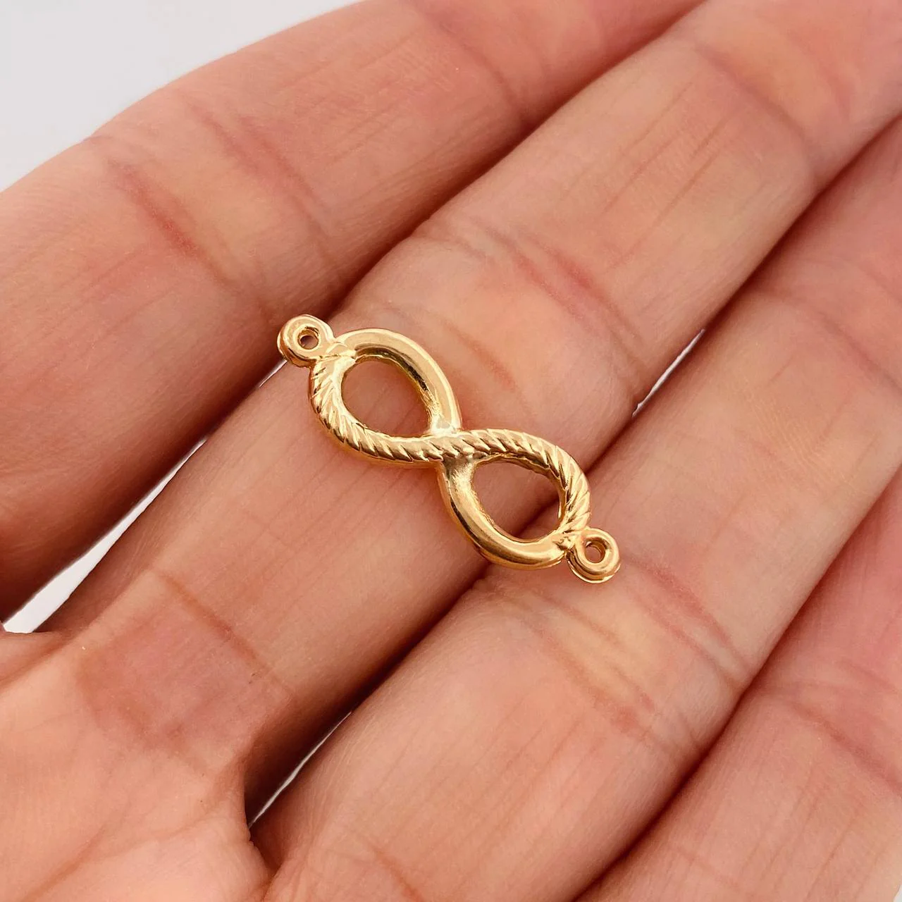 Herraje Infinito 1.35gr / 2.5cm / Oro Amarillo 18K - Image 4