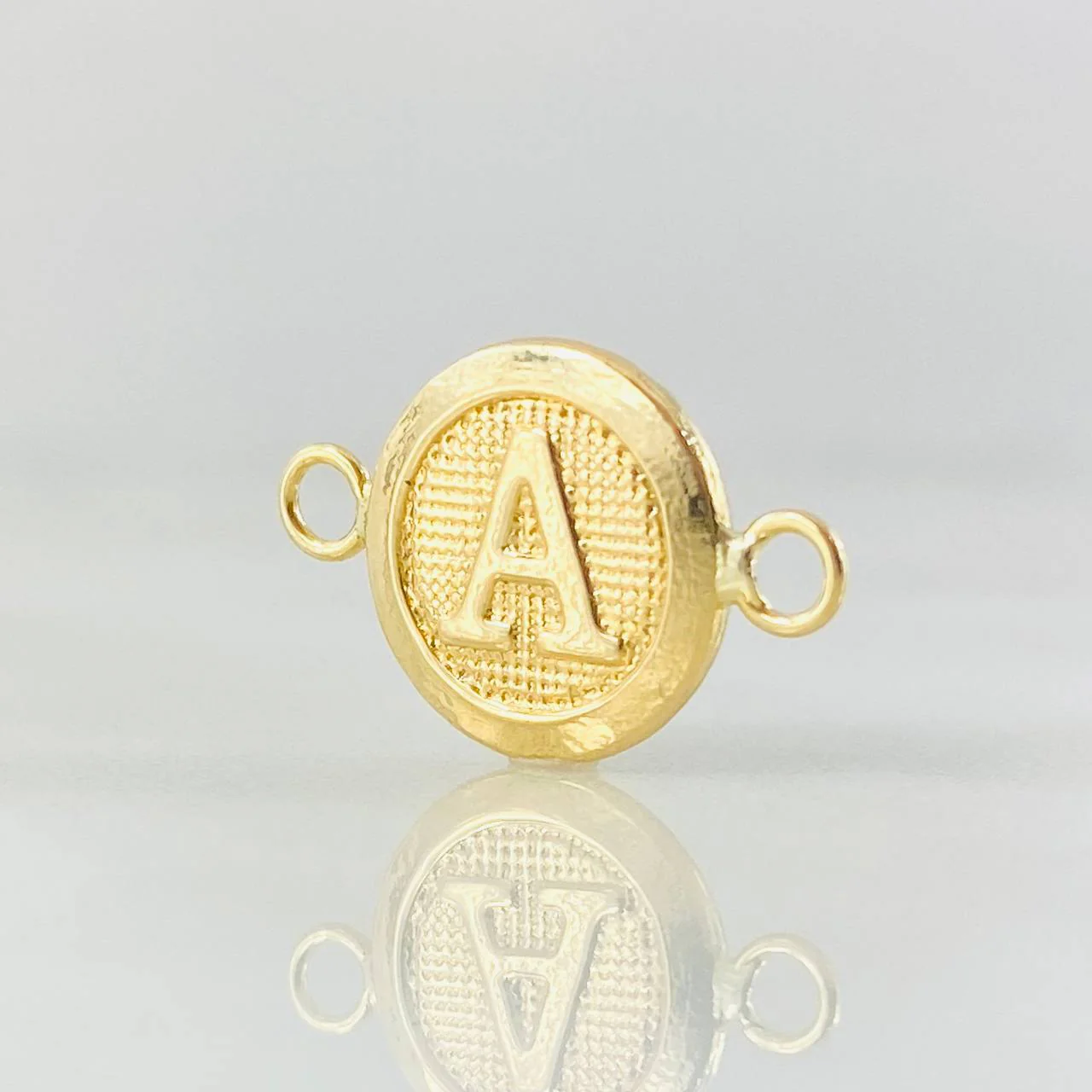 Herraje Letra Circulo A 0.4 g / 1.5 cm Oro Amarillo 18K