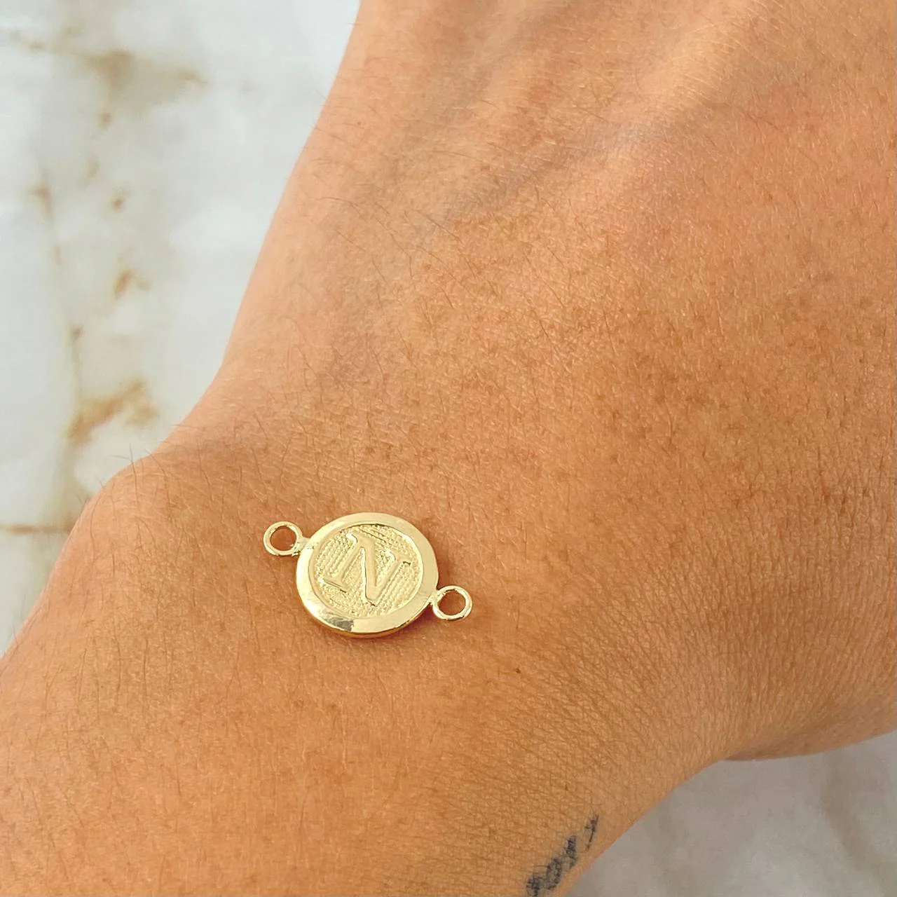 Herraje Letra Circulo N 0.35 g / 1.5 cm Oro Amarillo 18K - Image 4