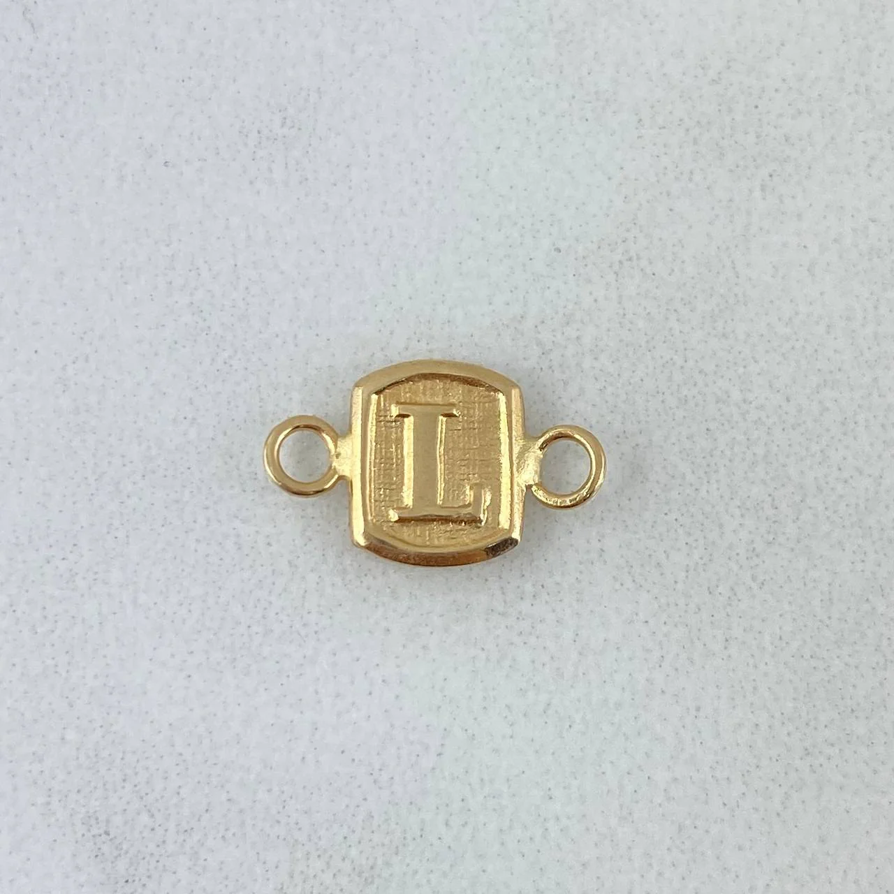 Herraje Letra L 0.3 g / 1.2 cm Oro Amarillo 18K - Image 2