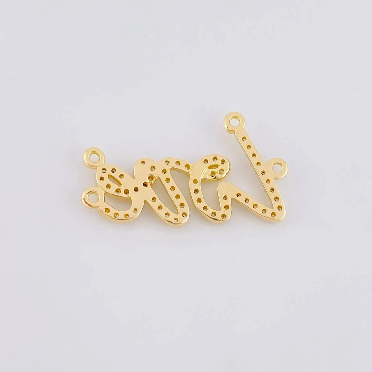 Herraje Love 2.2g / 2.5cm Oro Amarillo 18K - Image 3
