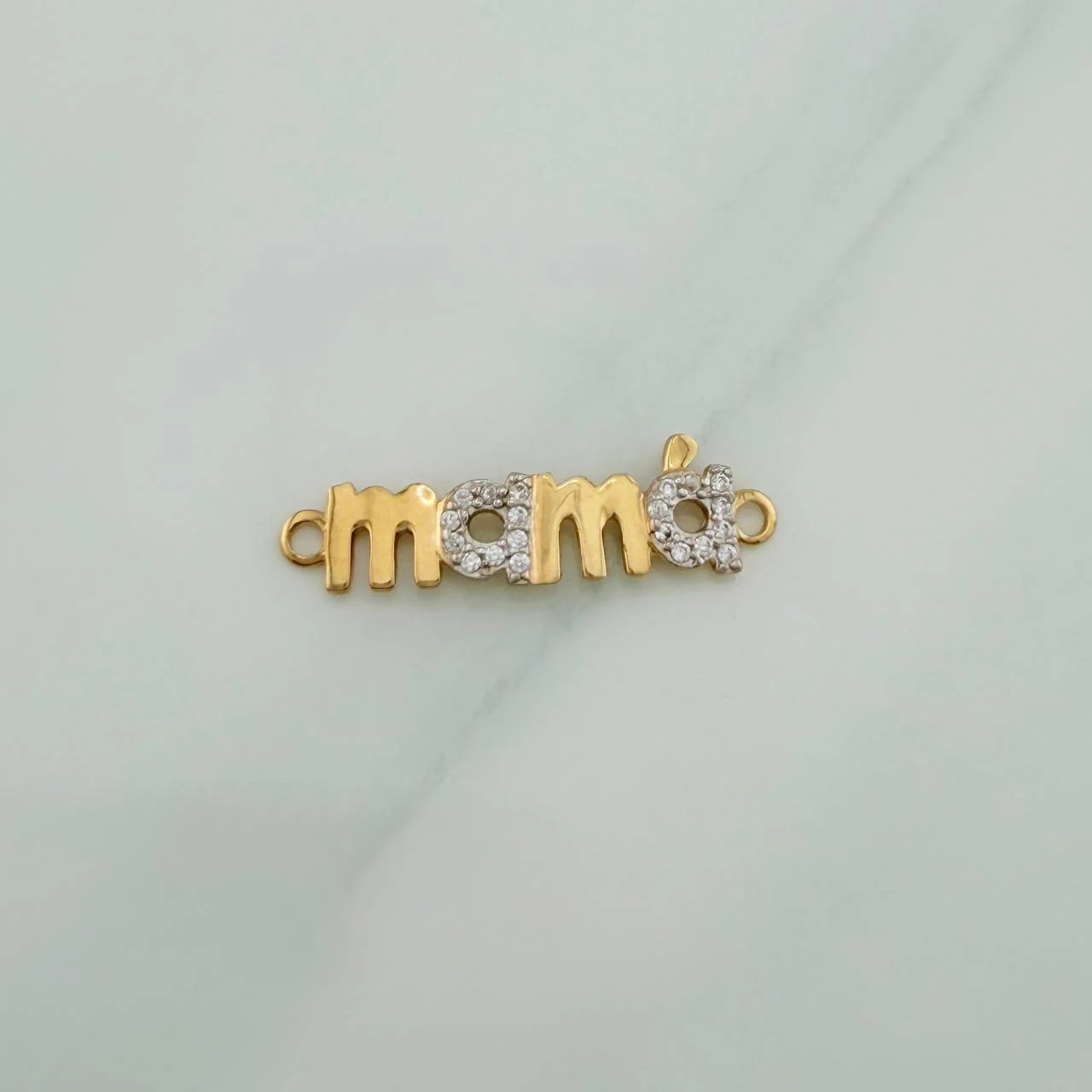 Herraje Mamá 1gr / 2.5cm / Oro Amarillo 18K &