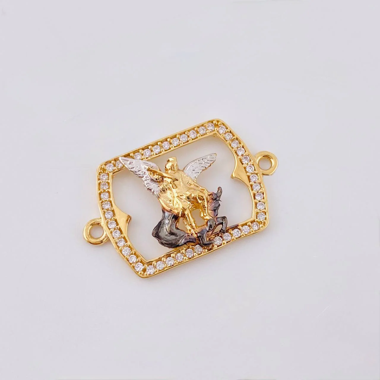 Herraje Marco San Miguel Arcangel 1.9 g / 2.5 cm Dos Oros Amarillo Blanco 18K - Image 3