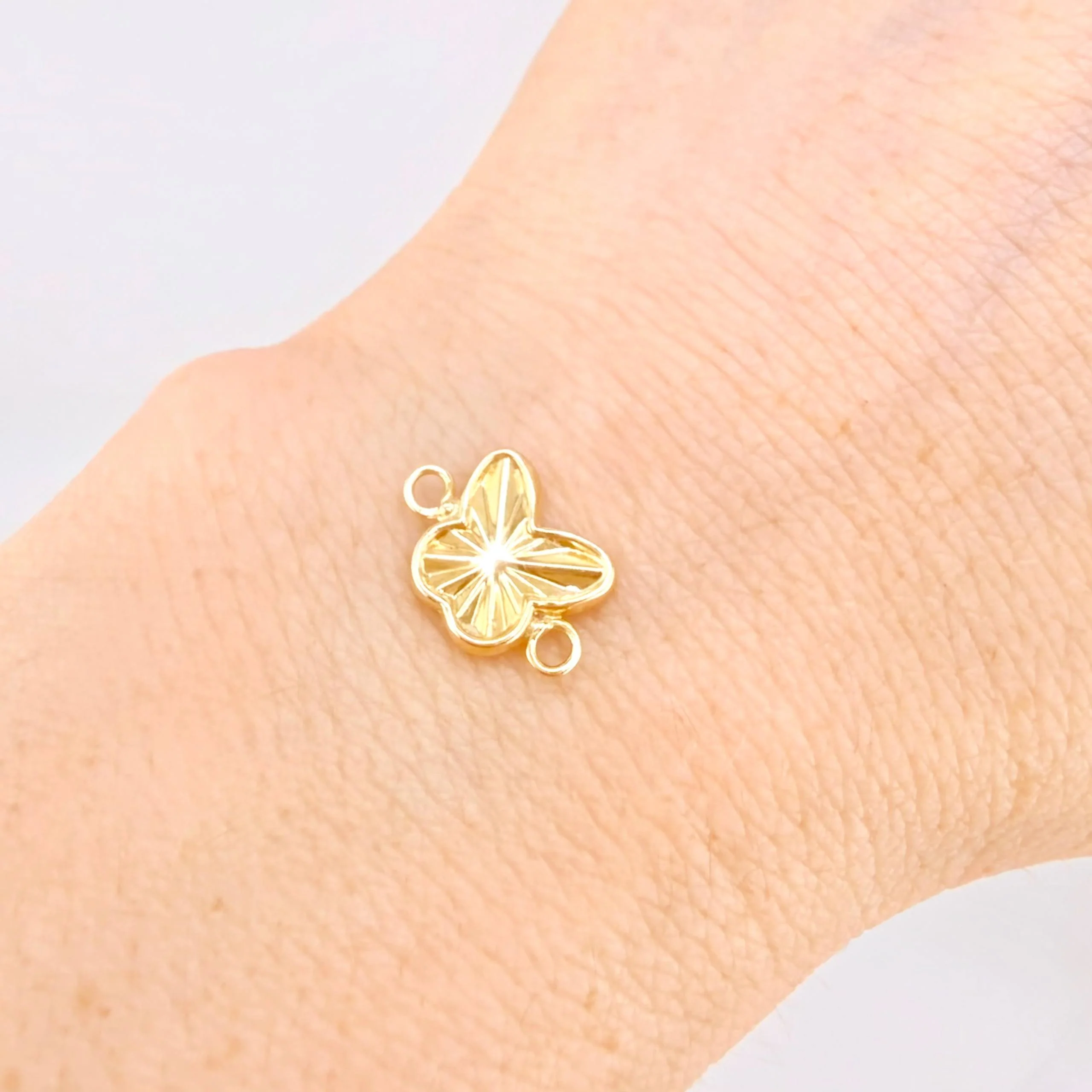 Herraje Mariposa Diamantada 0.65gr / 1.5cm / Oro Amarillo 18K - Image 4