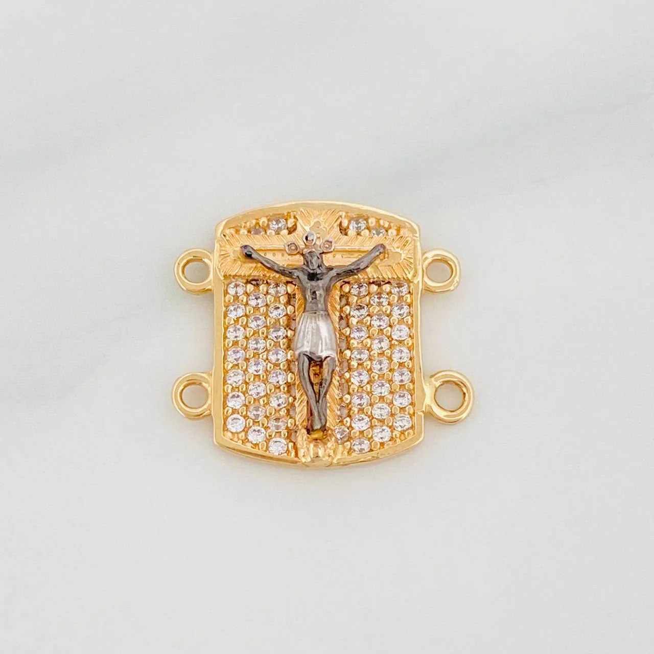 Herraje Placa Cruz Cristo 2.65 g / 1.05 cm Tres Oros 18K
