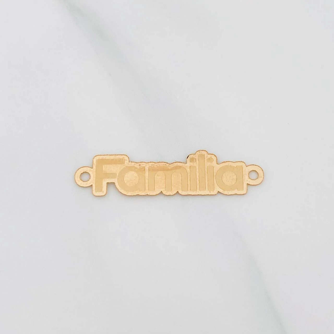 Herraje Placa Familia 0.65 g / 3 cm Oro Amarillo 18K