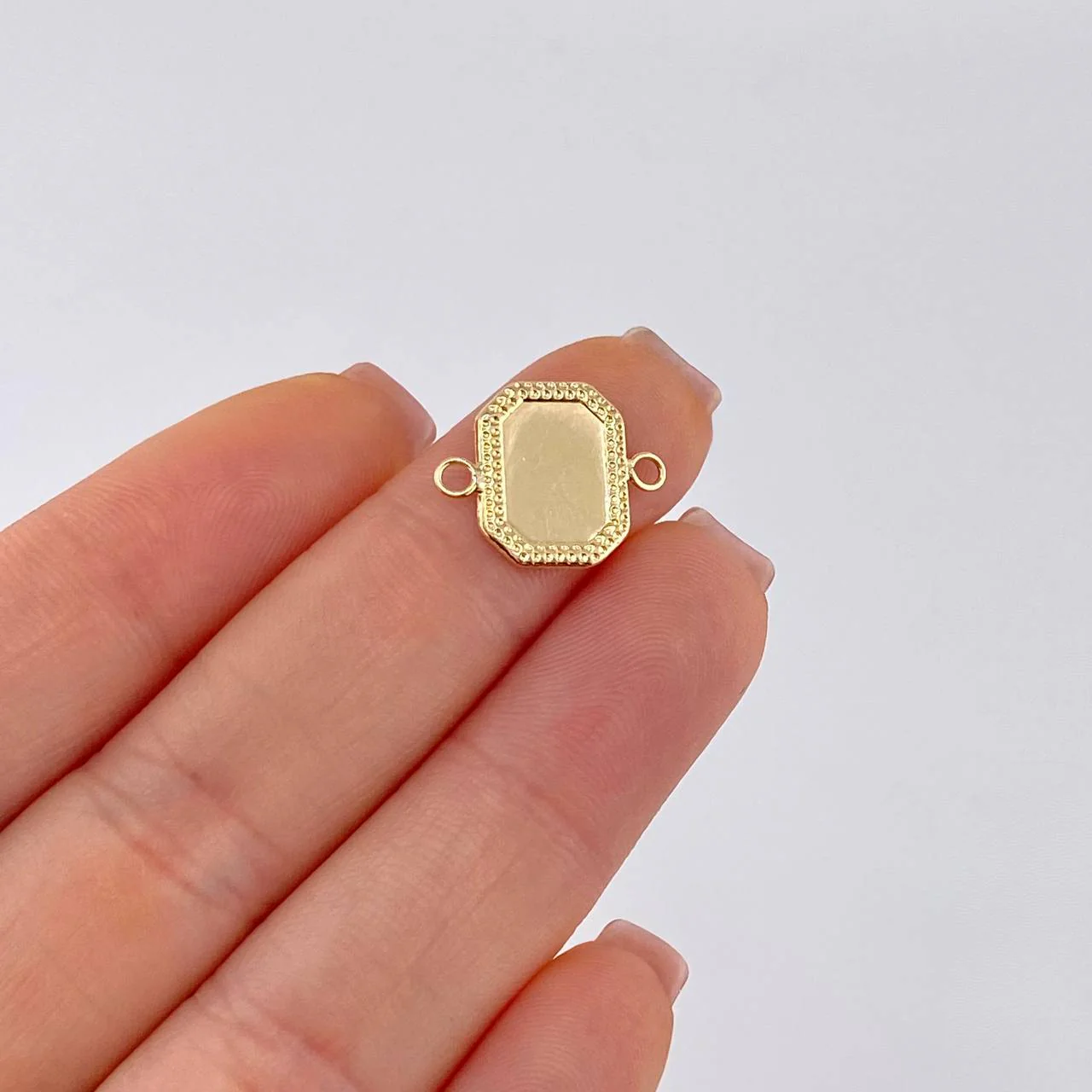 Herraje Placa Marco Bordeado 0.5 g / 1.5 cm Oro Amarillo 18K - Image 2
