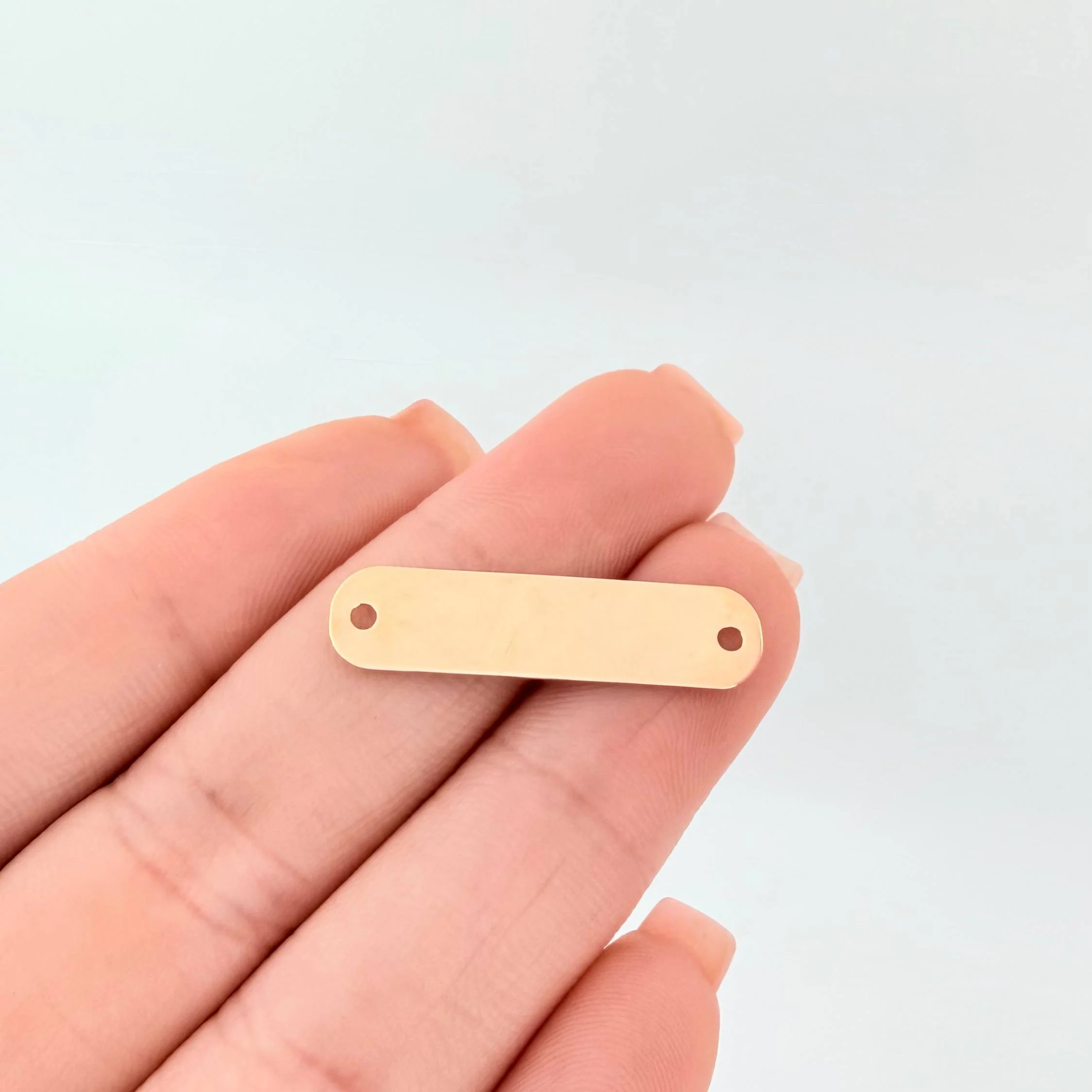 Herraje Placa Ovalada 0.8 g / 3.6 cm Oro Amarillo 18K - Image 3