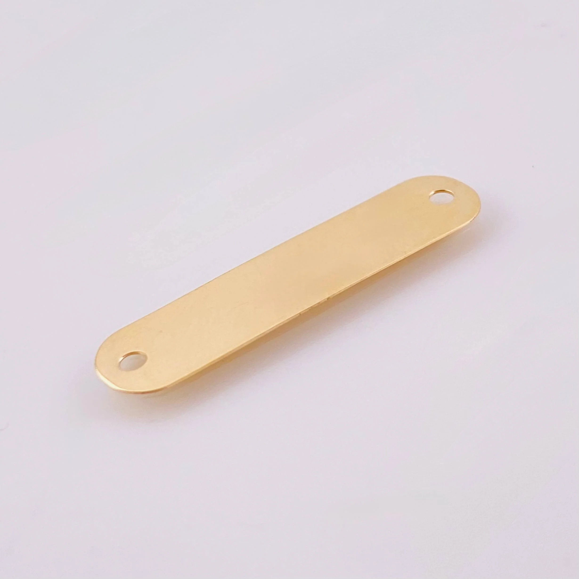 Herraje Placa Ovalada 0.8gr / 3cm / Oro Amarillo 18K - Image 2