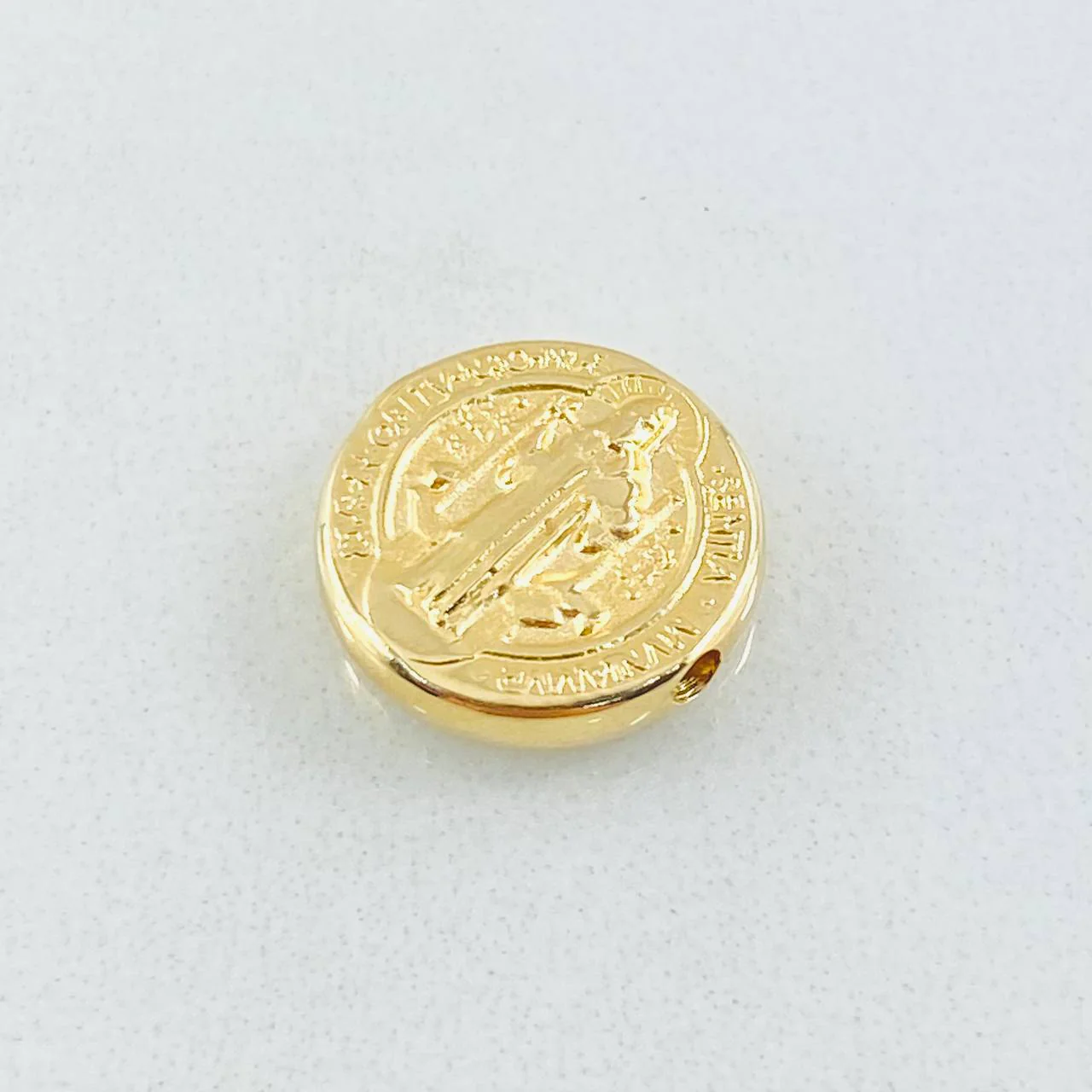 Herraje San Benito 0.55 g / 1 cm Oro Amarillo 18K - Image 3
