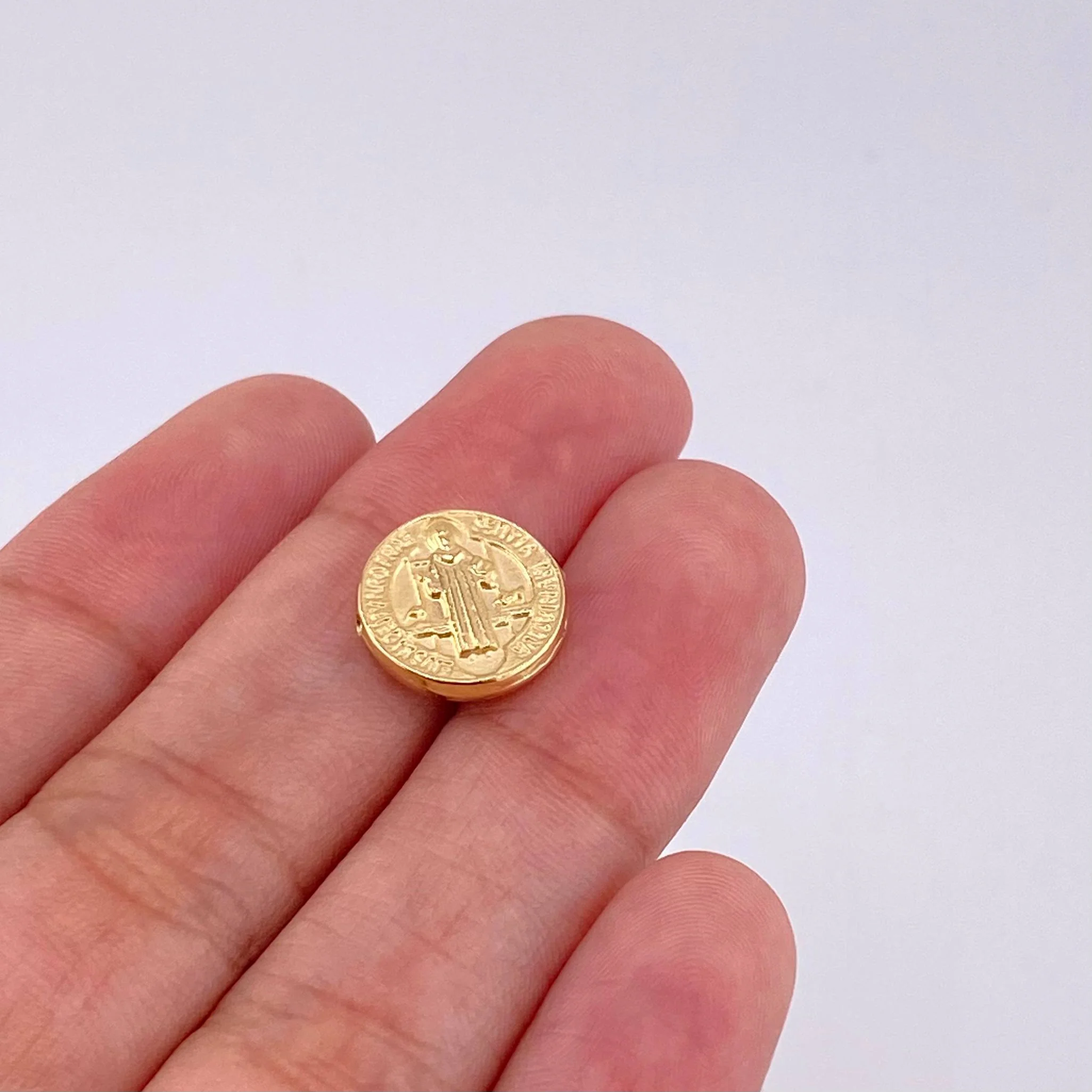 Herraje San Benito 0.75g / 1.2cm Oro Amarillo 18K - Image 3