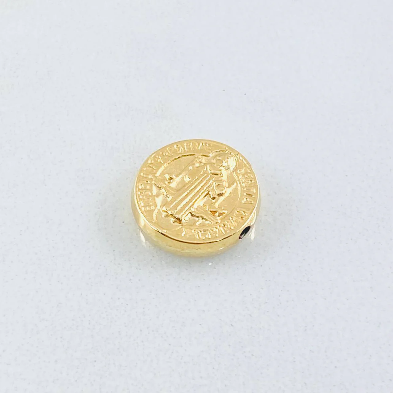 Herraje San Benito 0.7g / 1.2cm Oro Amarillo 18K - Image 2