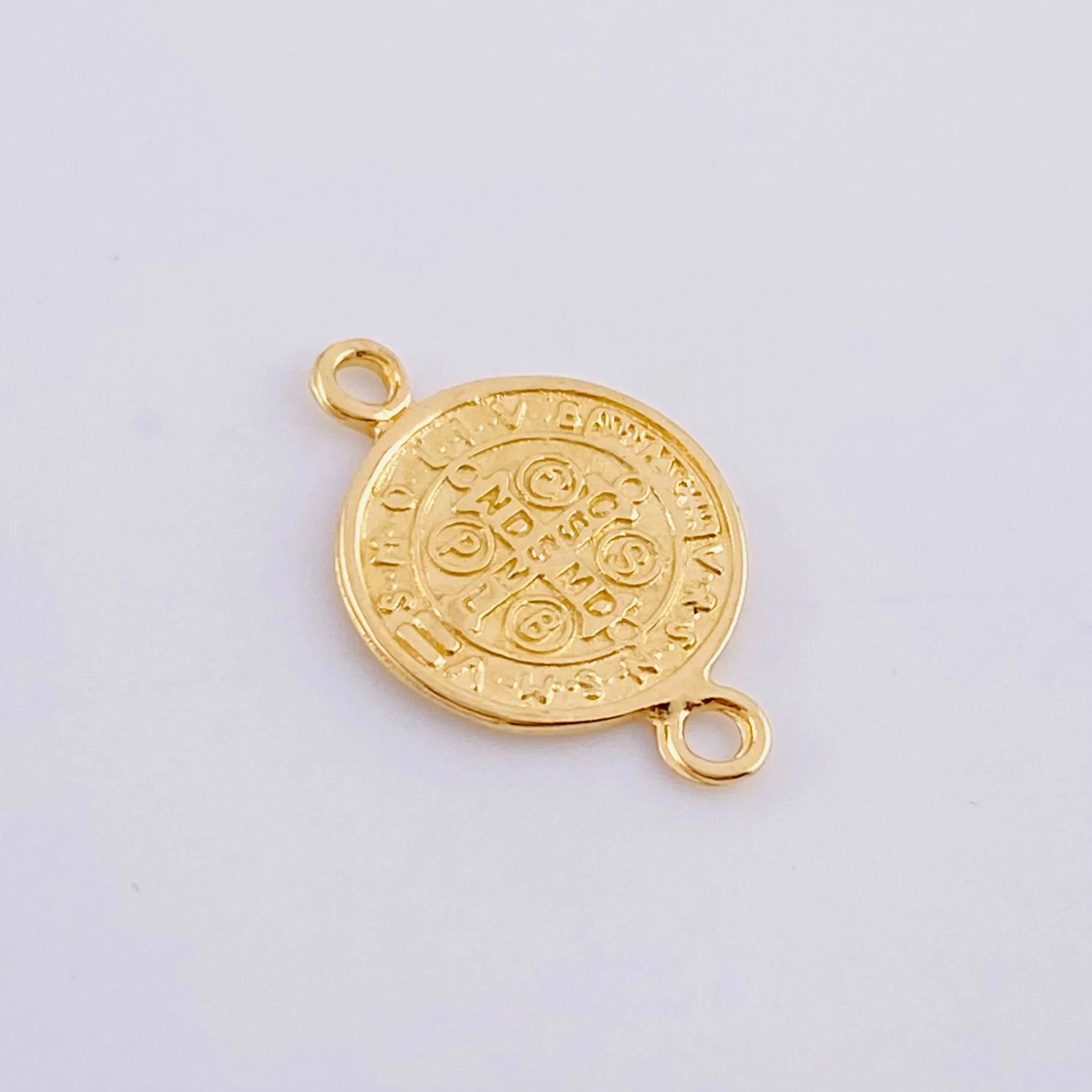 Herraje San Benito 0.8 g / 1.6 cm Oro Amarillo 18K - Image 2