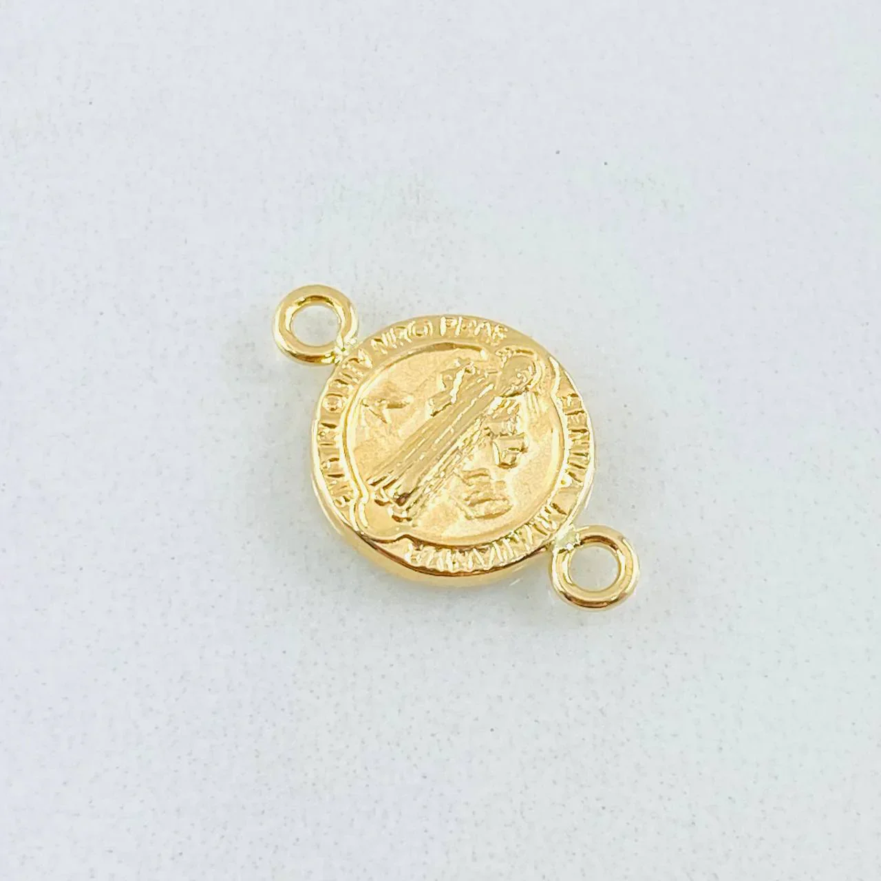 Herraje San Benito 0.9 g / 1.7 cm Oro Amarillo 18K - Image 4