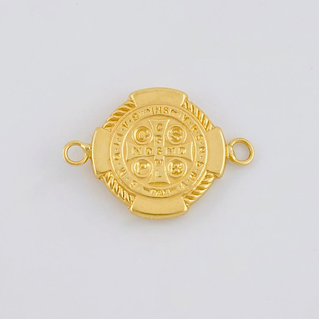 Herraje San Benito 1.45 g / 2.2 cm Oro Amarillo 18K - Image 3