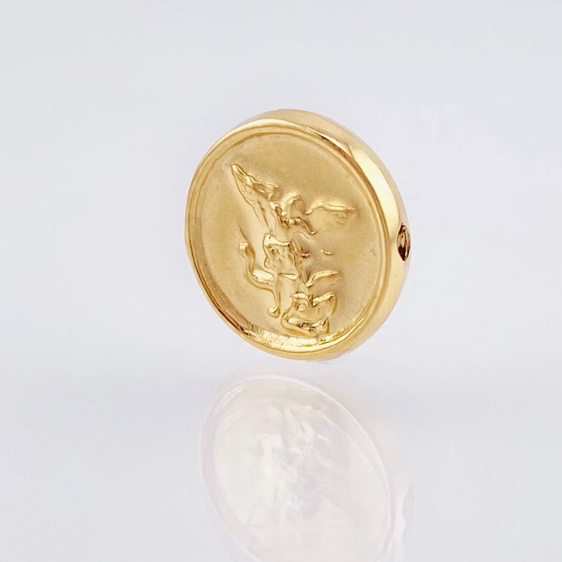 Herraje San Miguel Arcangel 0.65gr / 1.2cm / Oro Amarillo 18K - Image 3