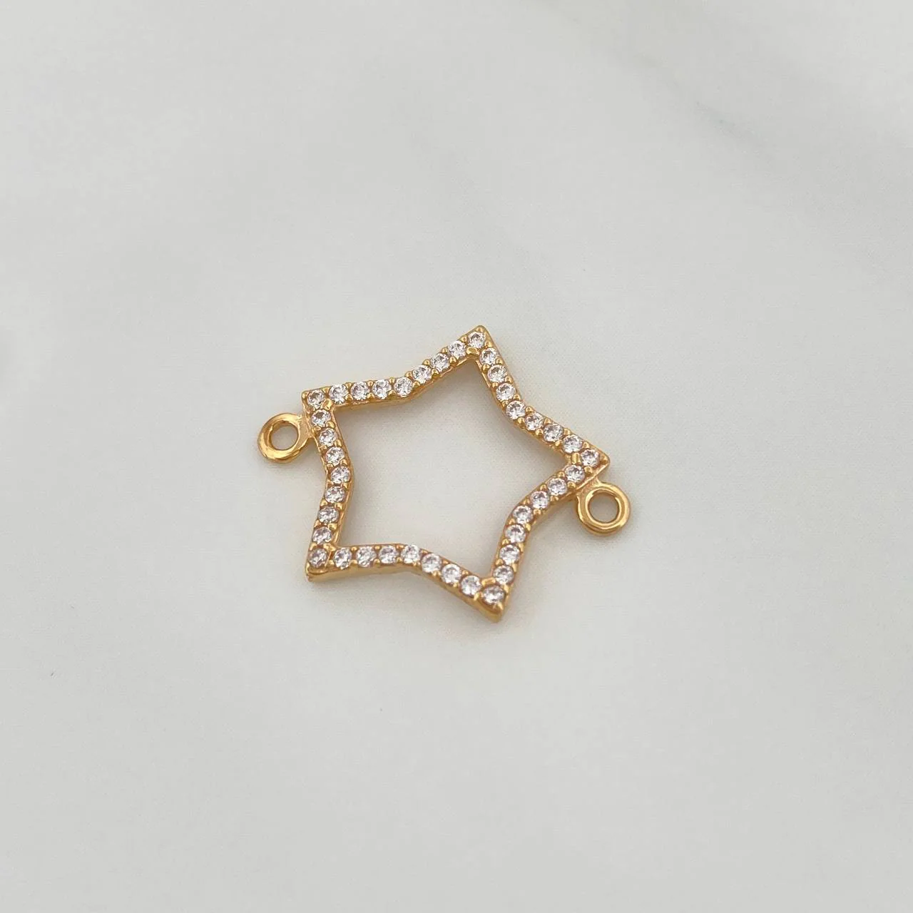 Herraje Silueta Estrella 0.9gr / 1.9cm / Oro Amarillo 18K - Image 2