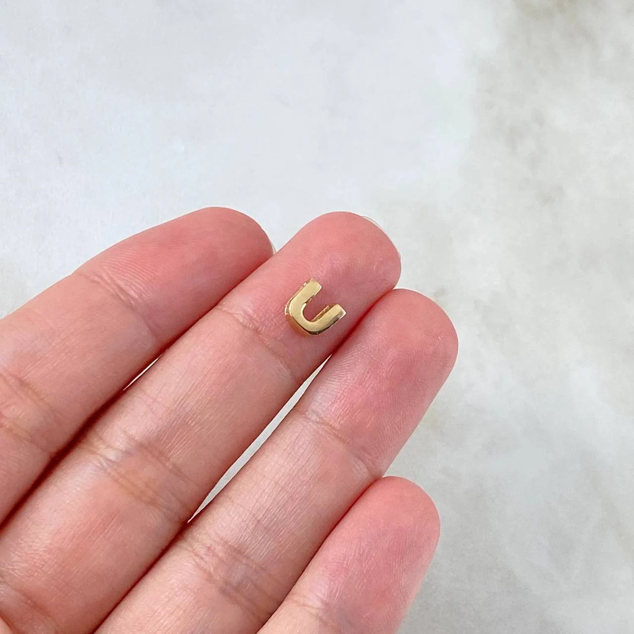 Herraje Tambor Letra U 0.35gr / 6mm Oro Amarillo 18K - Image 3