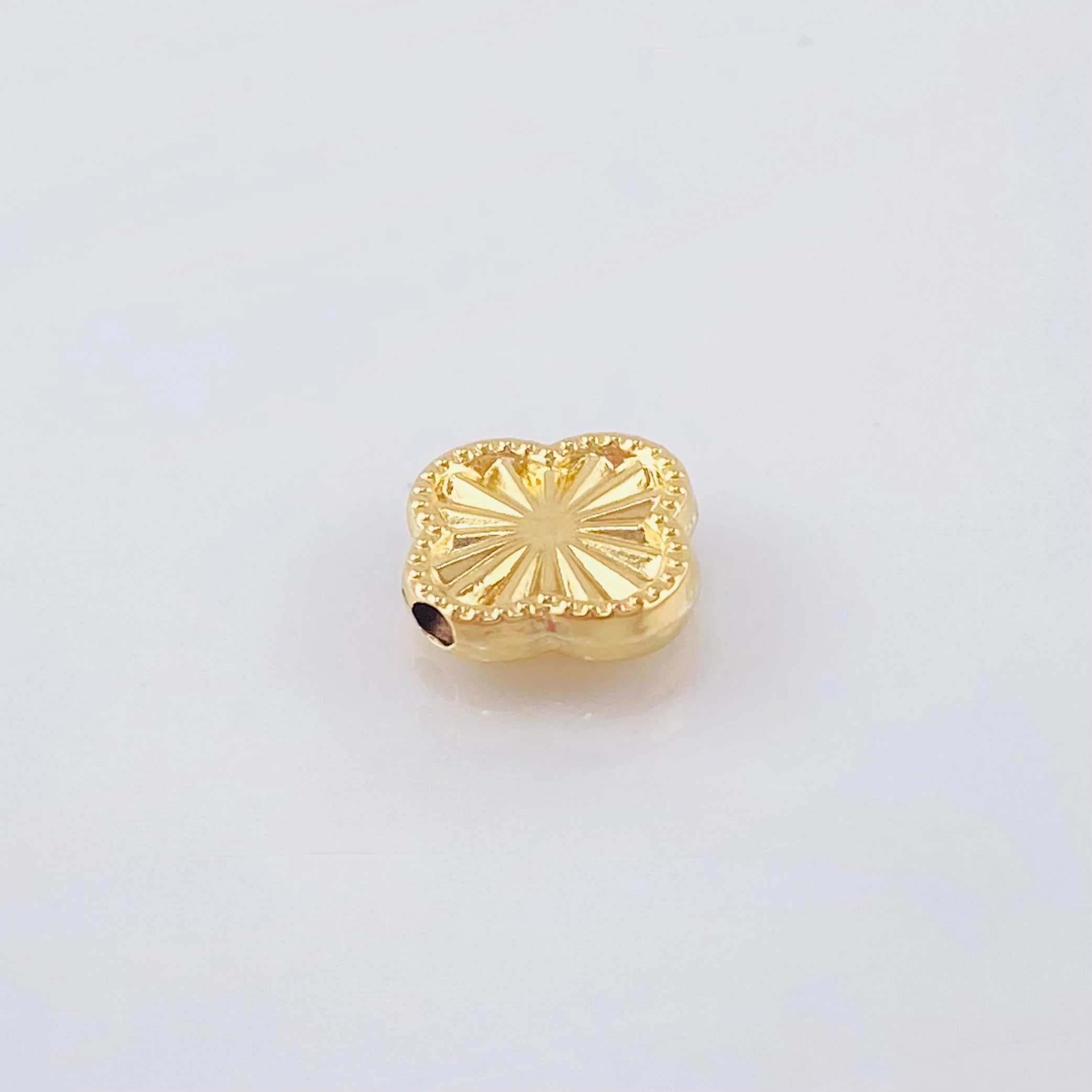 Herraje Tambor Trebol Dorado 0.45gr / 1cm / Oro Amarillo 18K Ā© - Image 2