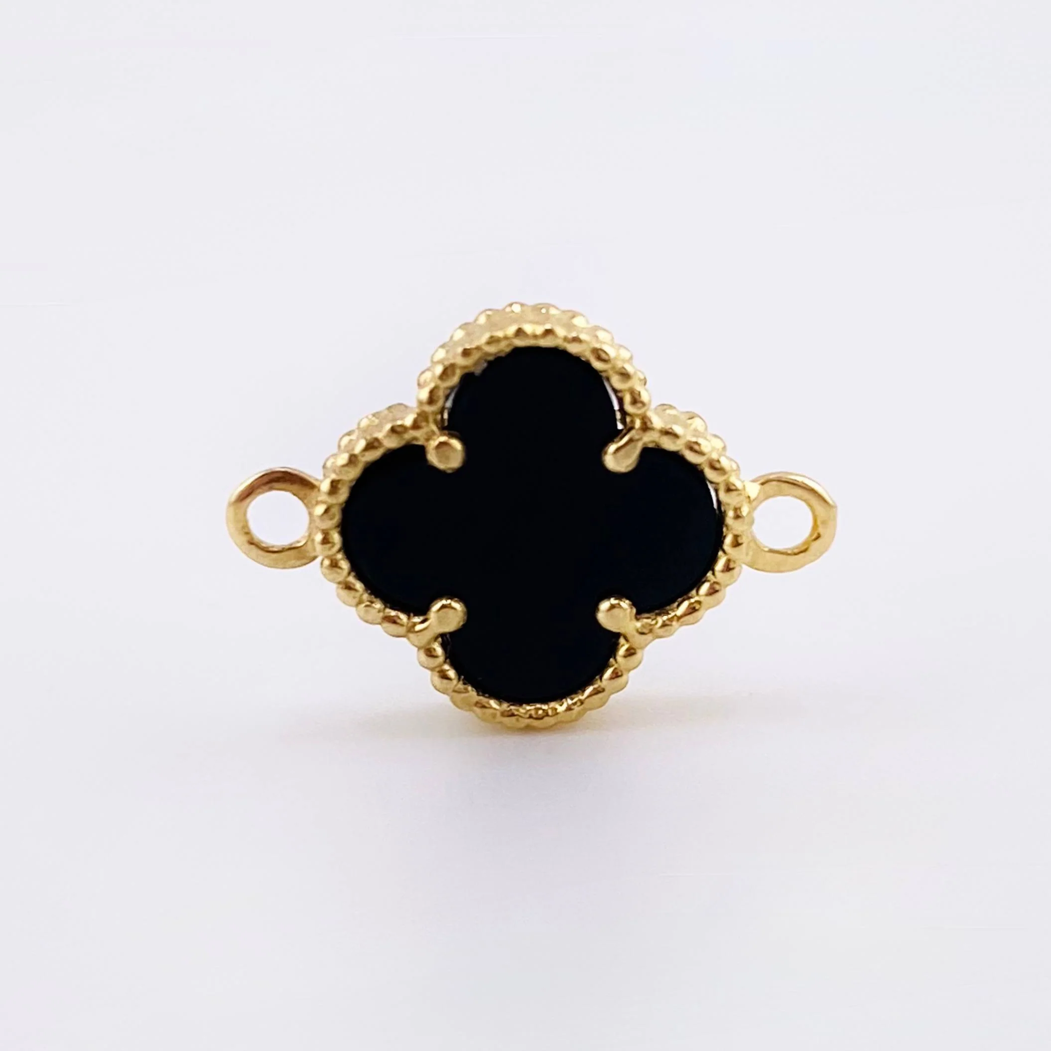 Herraje Trebol 0.75 g / 1.5 cm Oro Amarillo 18K - Image 2