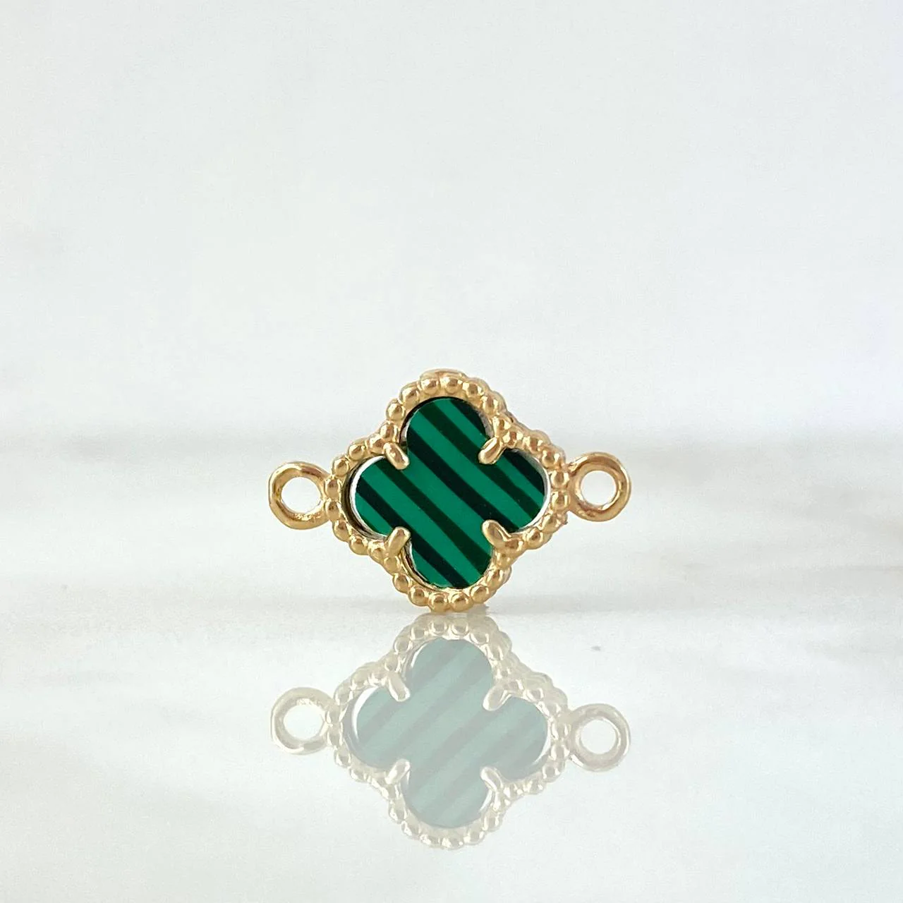 Herraje Trebol 0.8 g / 1.5 cm Oro Amarillo 18K