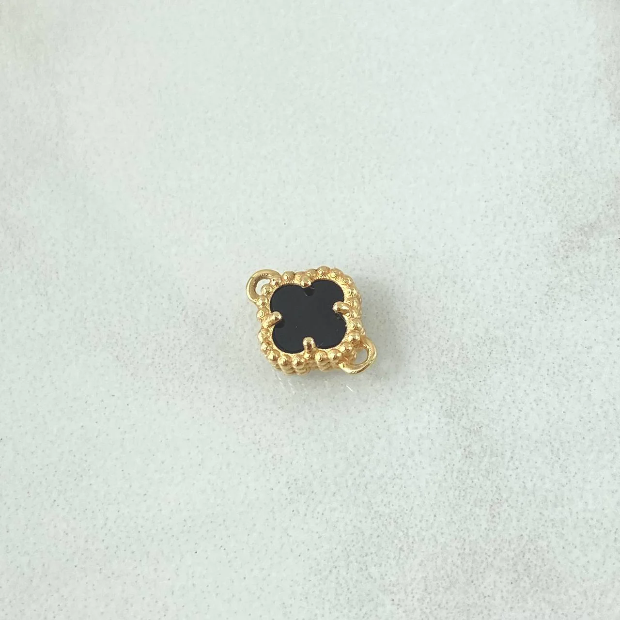 Herraje Trebol Onix Negro 0.85gr / 1.5cm / Oro Amarillo Nac.Esp. 18K - Image 3