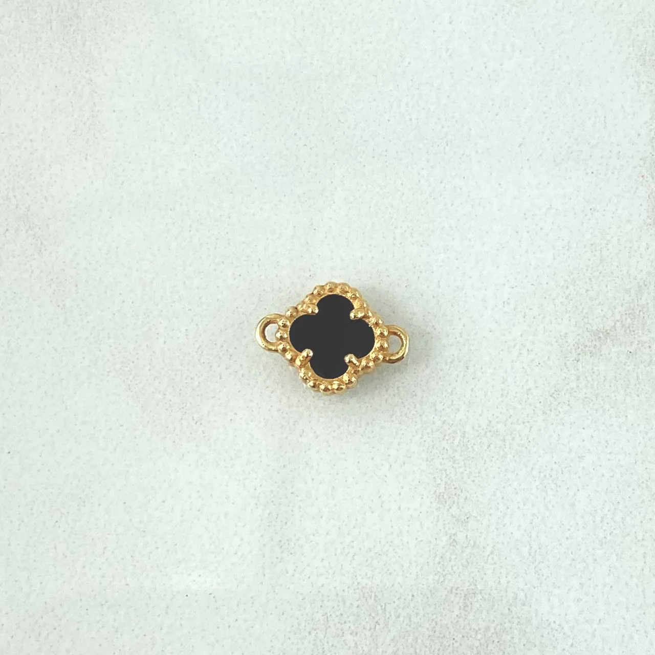 Herraje Trebol Onix Negro 0.95gr / 1.5cm / Oro Amarillo Nac.Esp. 18K - Image 2