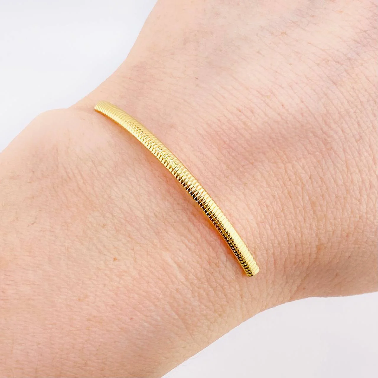 Herraje Tubular Rayada 0.35 g / 4.5 cm Oro Amarillo 18K - Image 5