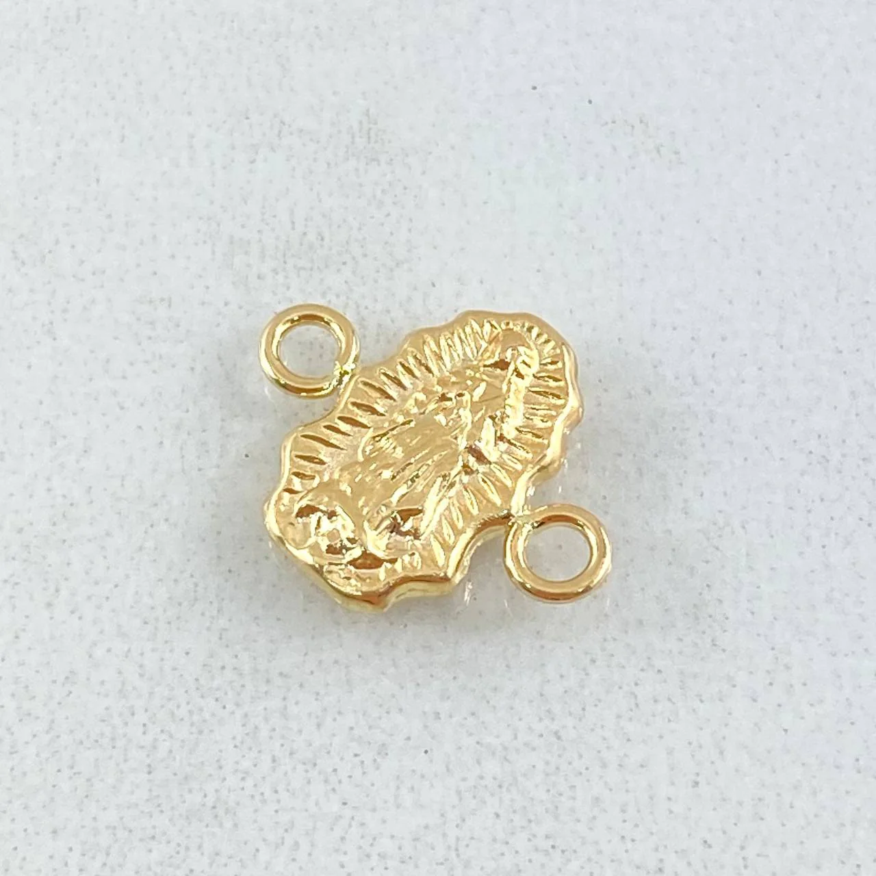 Herraje Virgen Guadalupe 0.55 g / 1.4 cm Oro Amarillo 18K - Image 2