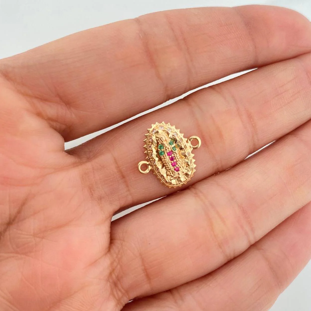 Herraje Virgen Guadalupe 1.2 g / 1.4 cm Oro Amarillo 18K - Image 4