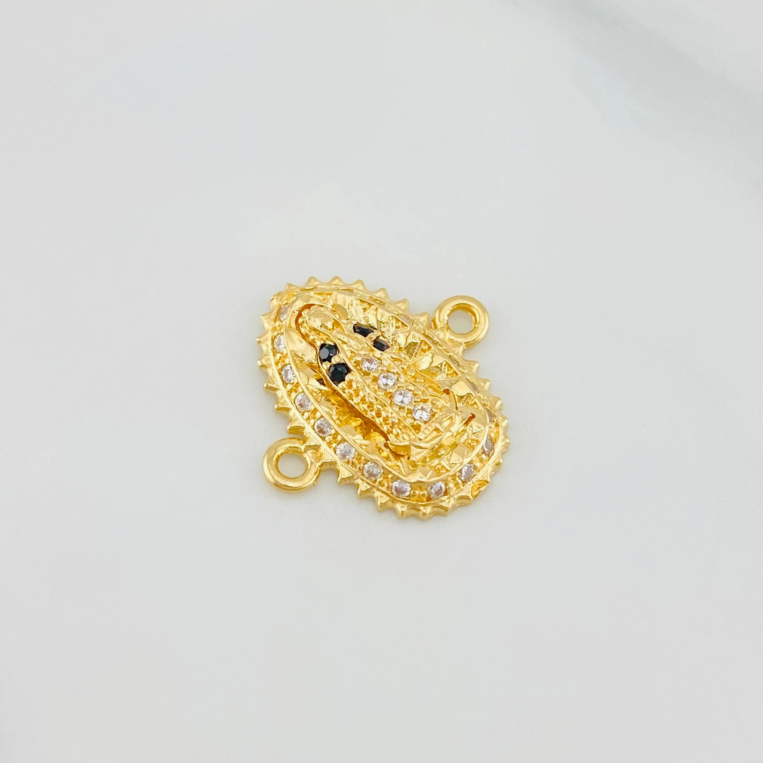 Herraje Virgen Guadalupe 1.35 g / 1.5 cm Oro Amarillo 18K - Image 2
