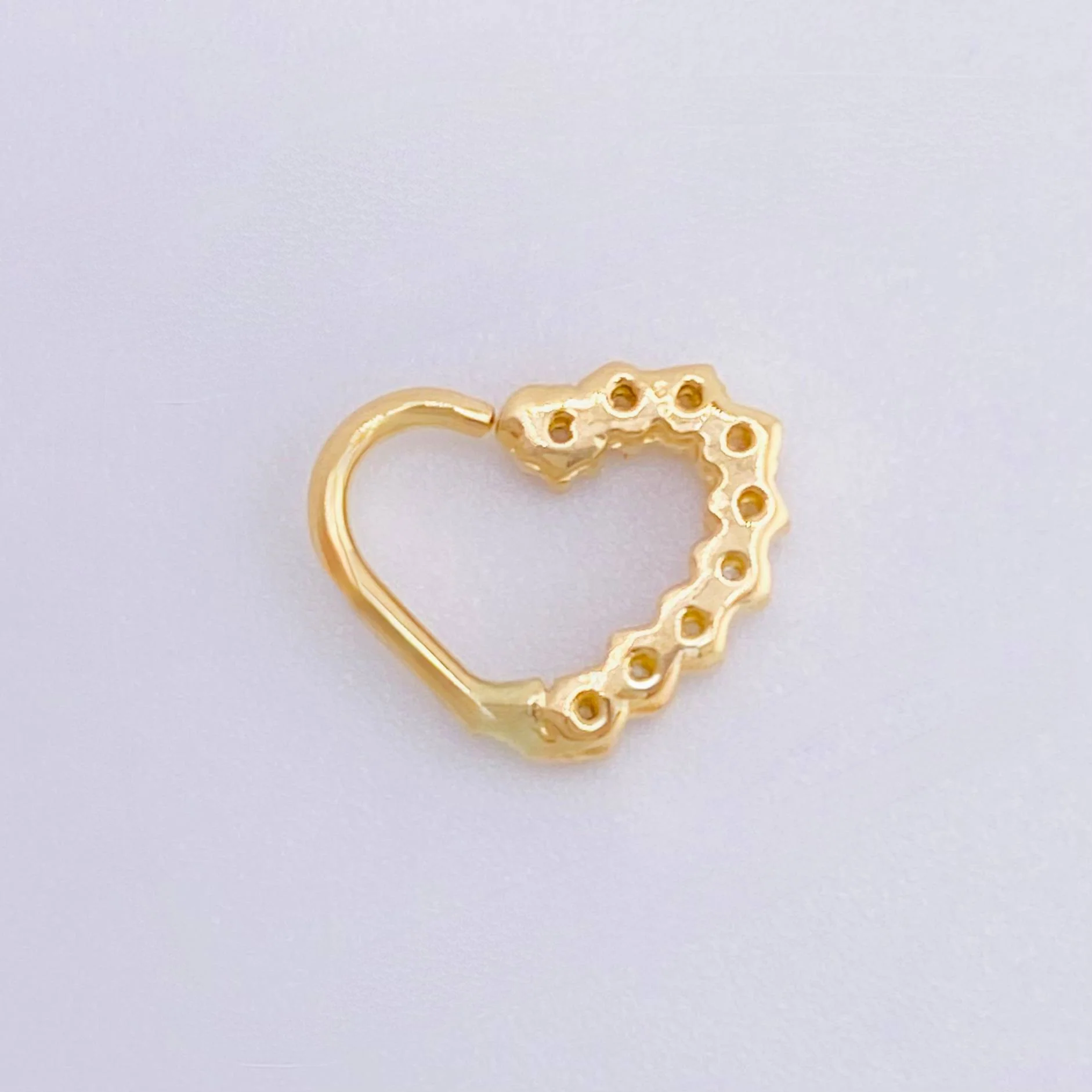 Piercing Corazon Medio 0.6gr / 9mm Oro Amarillo 18K - Image 2