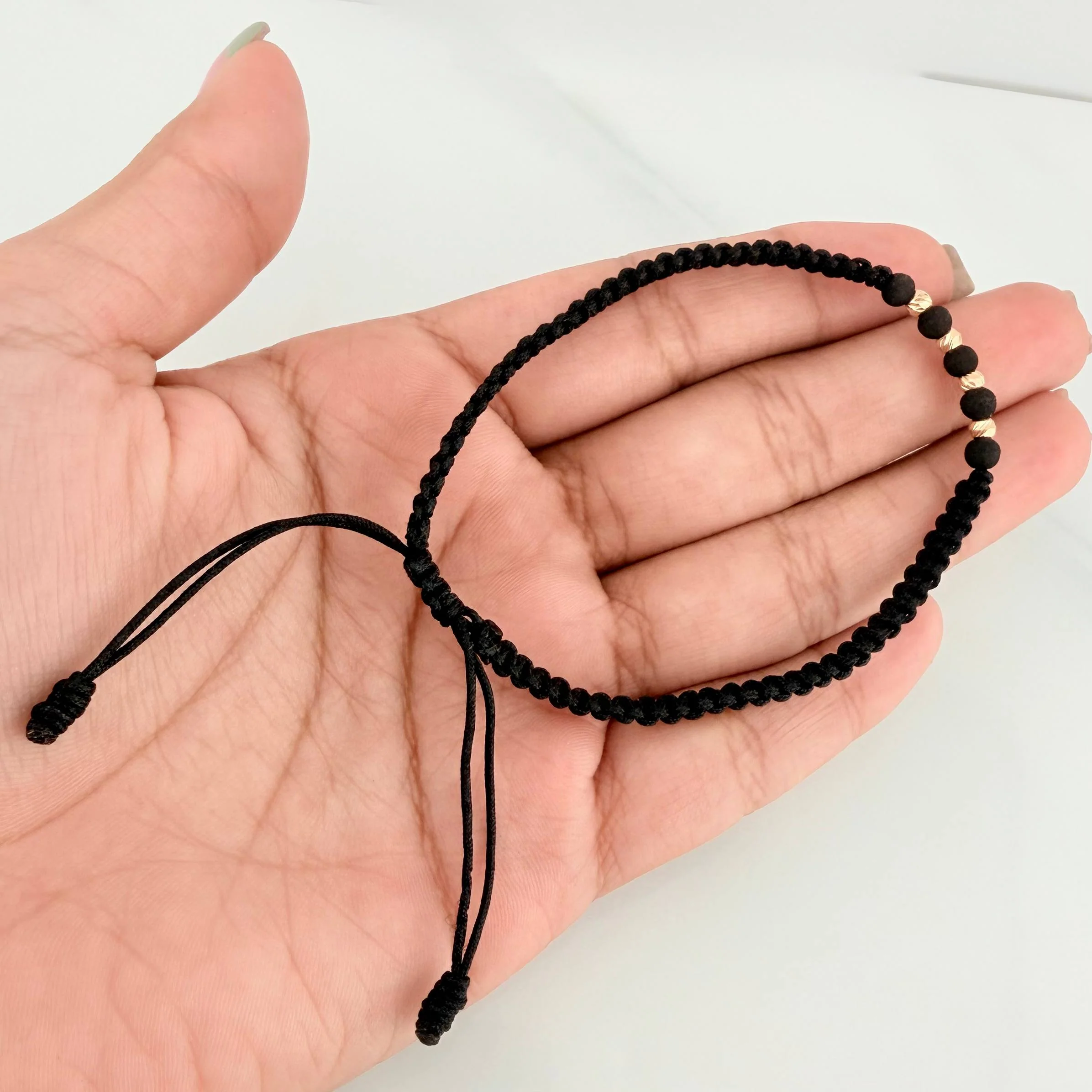 Pulsera Tejida Negra Bolas Diamantadas 3mm Oro Amarillo 18K - Image 3