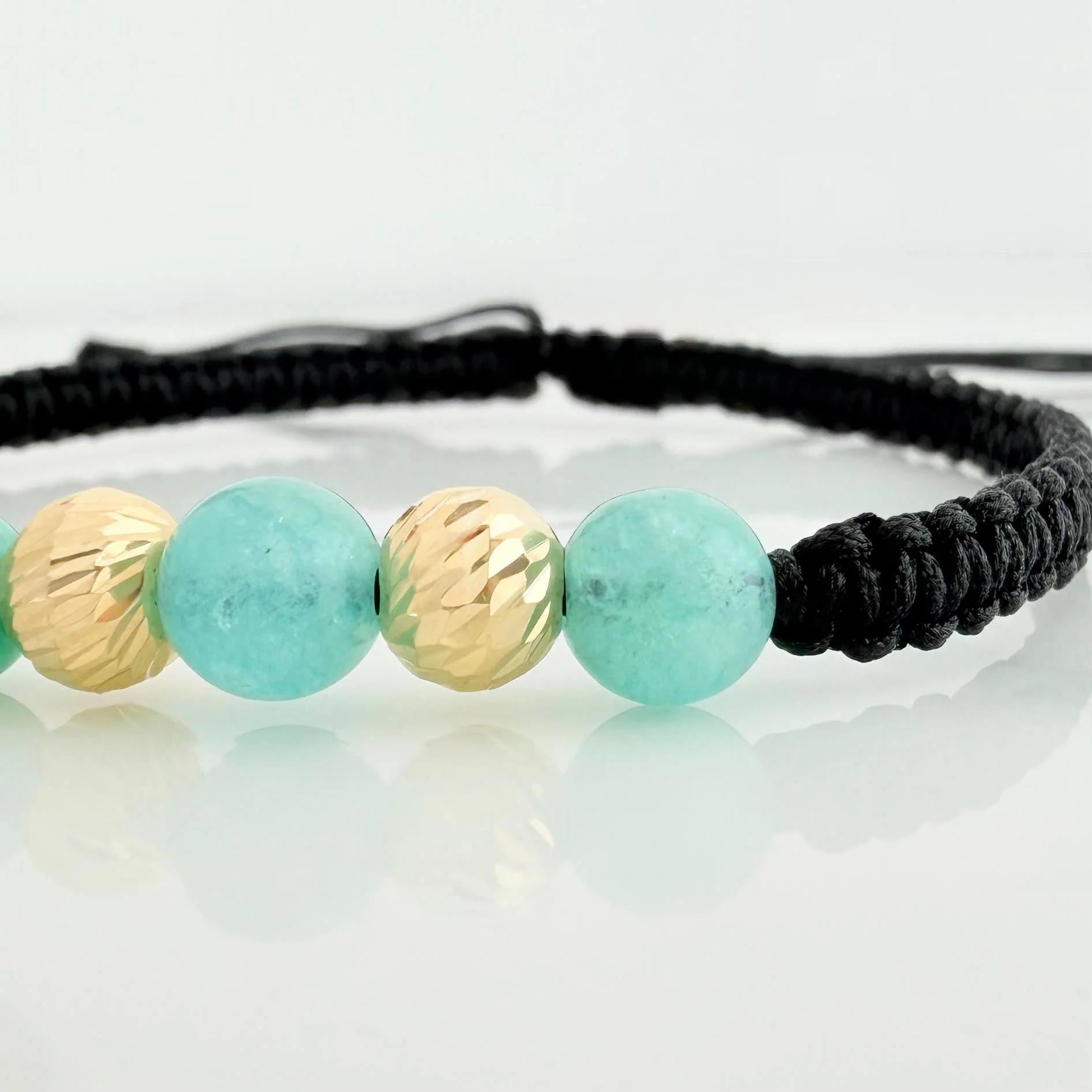 Pulsera Tejida Negra Morralla Esmeralda 4 Und / 5Mm Oro Amarillo 18K - Image 4