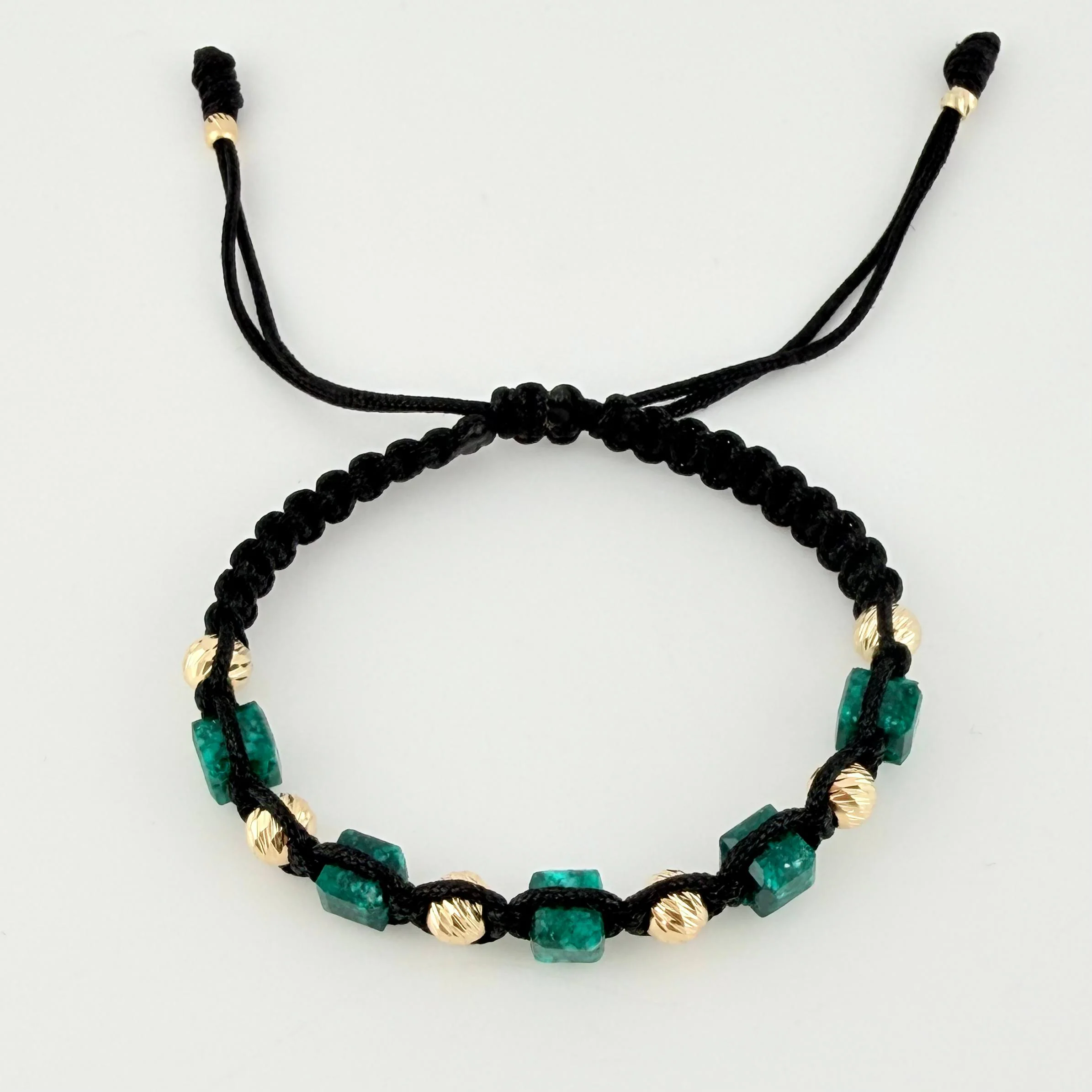 Pulsera Tejida Negra Morralla Esmeralda Cubica 5Und Bolas 8Und Oro Amarillo 18K - Image 2