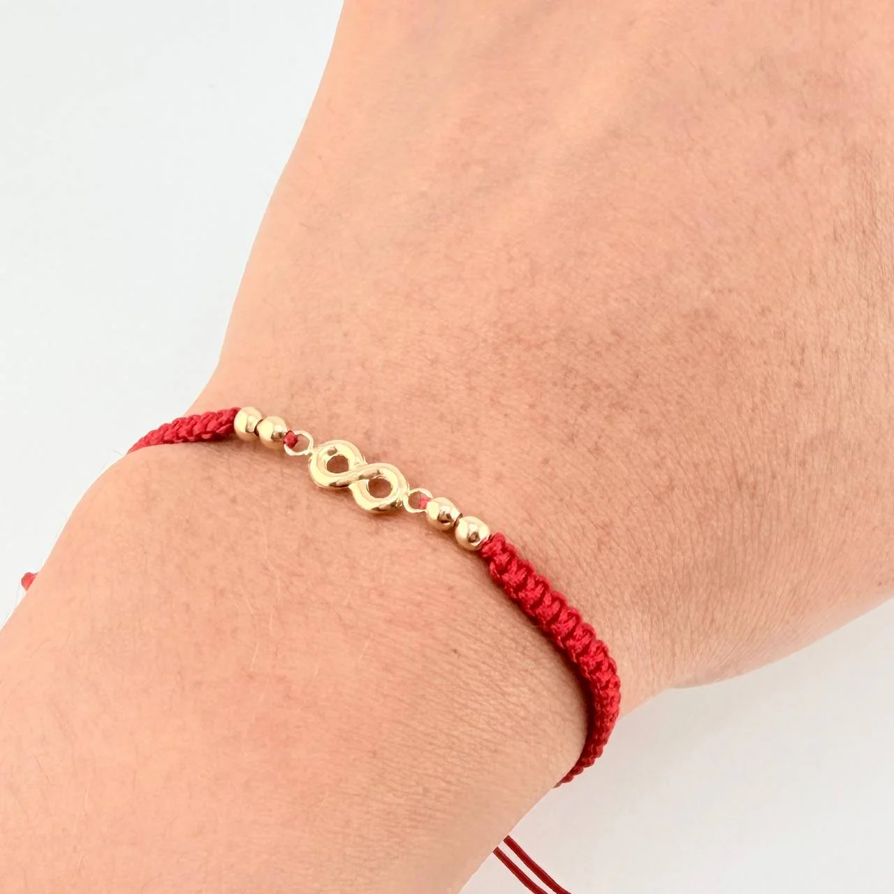Pulsera Tejida Roja Herraje Infinito Bolas Lisas 3Mm / 4 Und Oro Amarillo 18K - Image 4