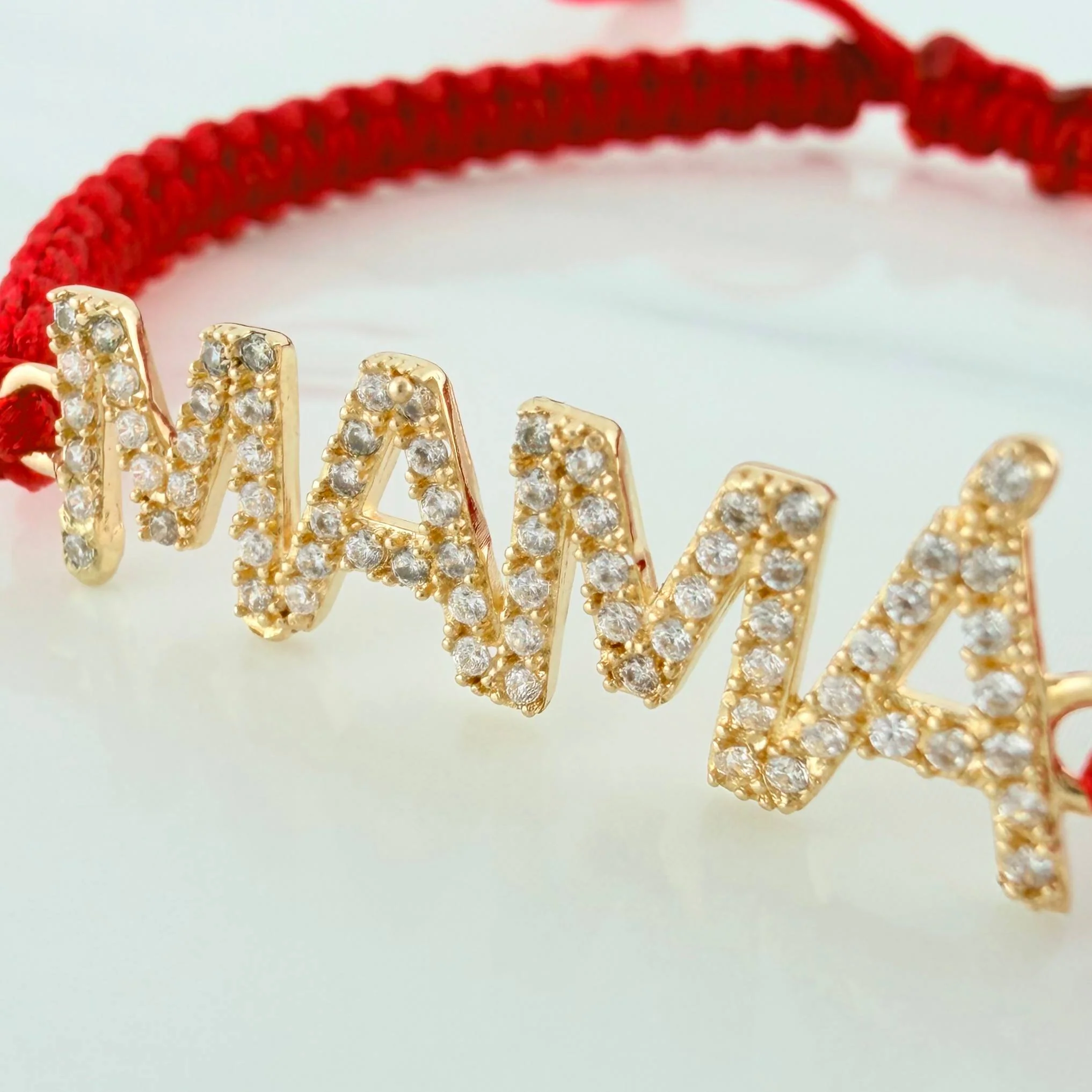 Pulsera Tejida Roja Mamá Oro Amarillo 18K - Image 3