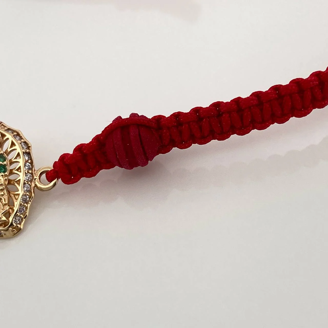 Pulsera Tejida Roja Virgen de Guadalupe 1.25gr / Oro Amarillo 18K & - Image 3